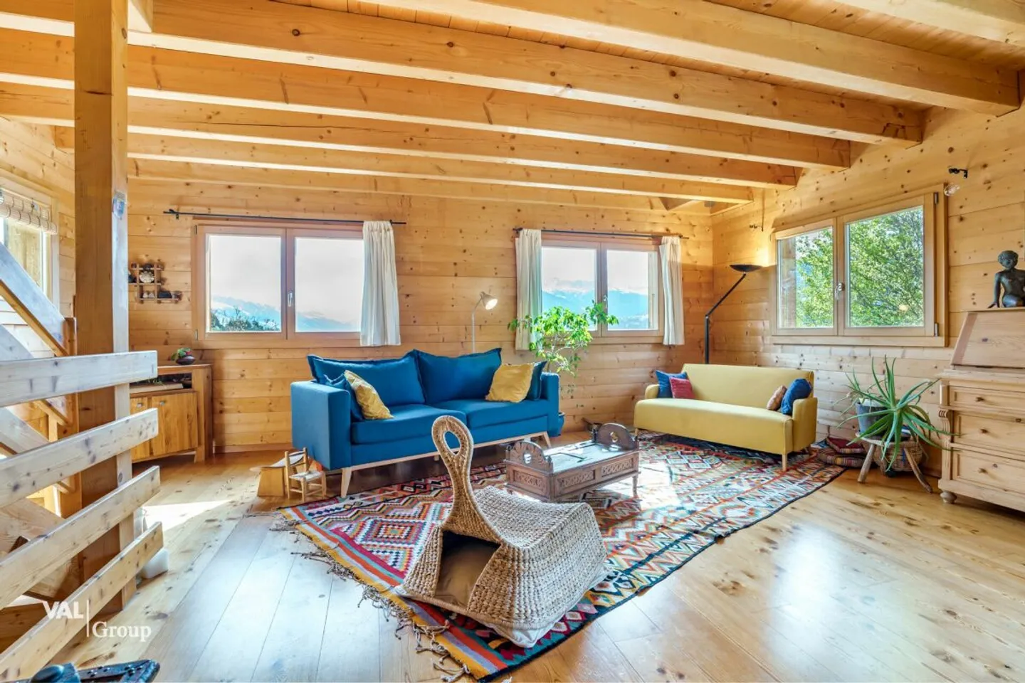Chalet Magnifico in un Rifugio Pacifico con Panorama Mozzafiato - Foto 2 di 12