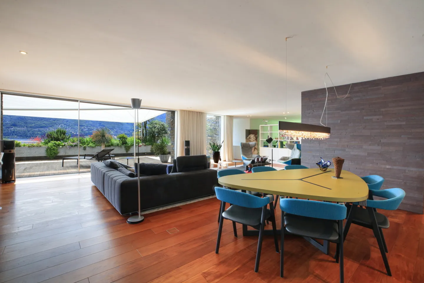 Appartement haut de gamme surplombant le lac Majeur - Photo 9 sur 12