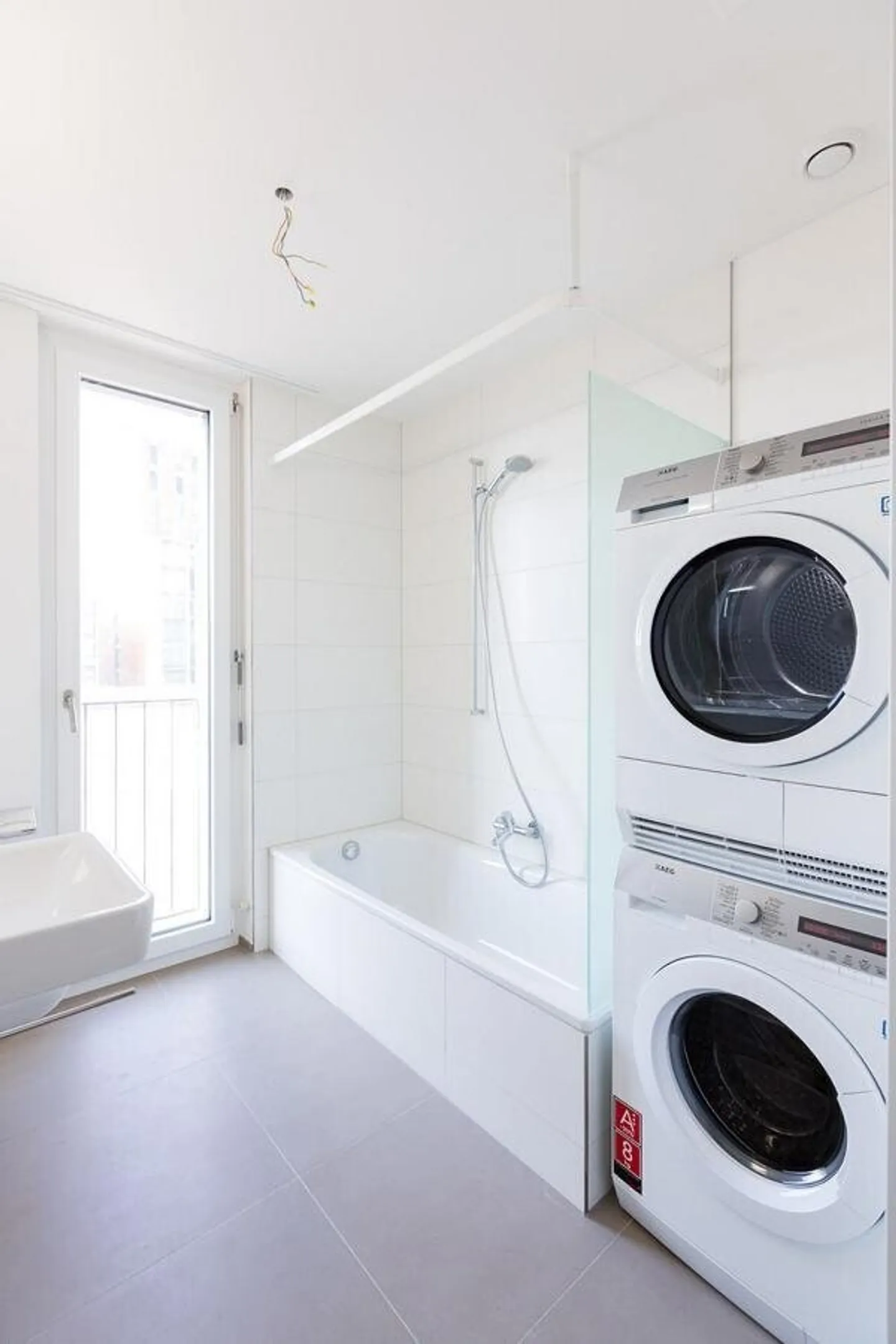 2.5-Zimmer, 49 m², CHF 1'660.- - Foto 6 von 9