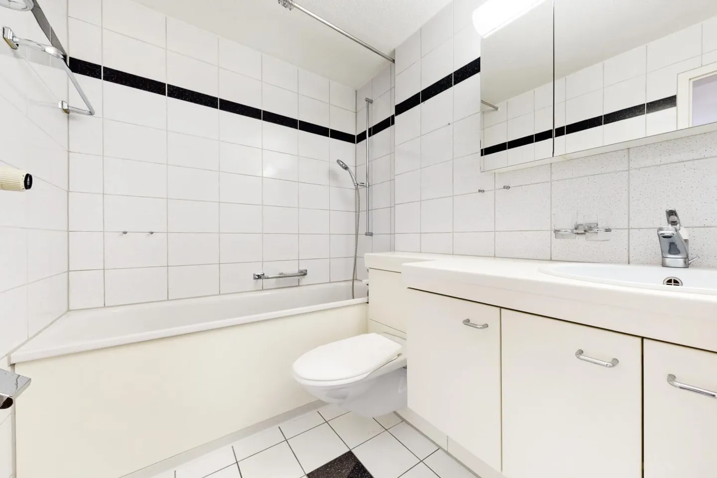 Appartamento 4 locali - Foto 5 di 6
