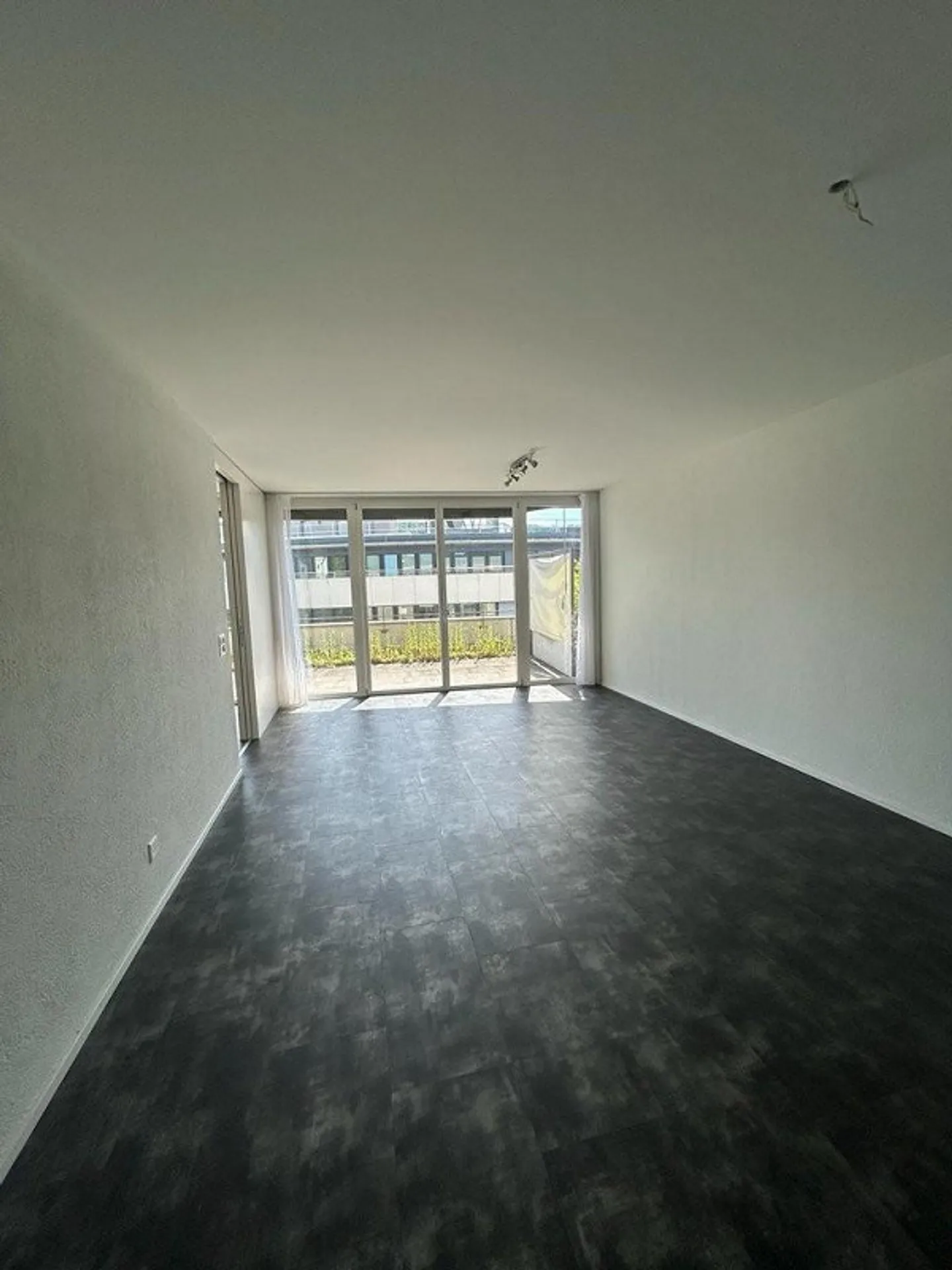 Moderne Attikawohnung in Laufen - Foto 5 von 10