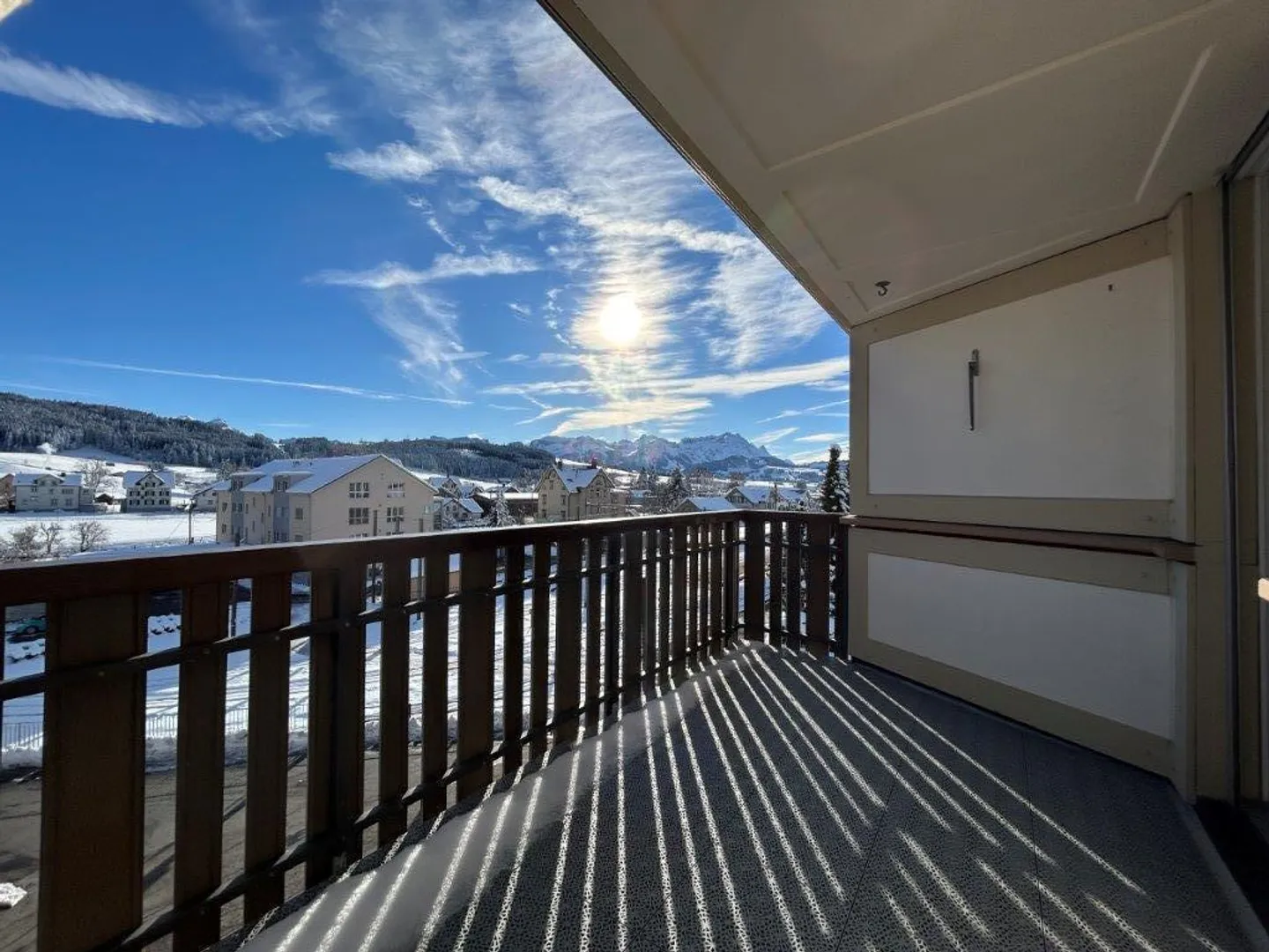 Appartement lumineux de 4,5 pièces en emplacement central - Photo 1 sur 20