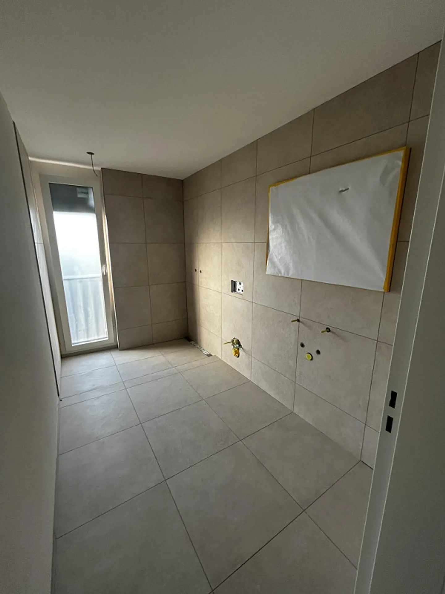 Erstbezug 4.5 Zimmer Wohnung nahe an der Natur - Foto 3 von 7
