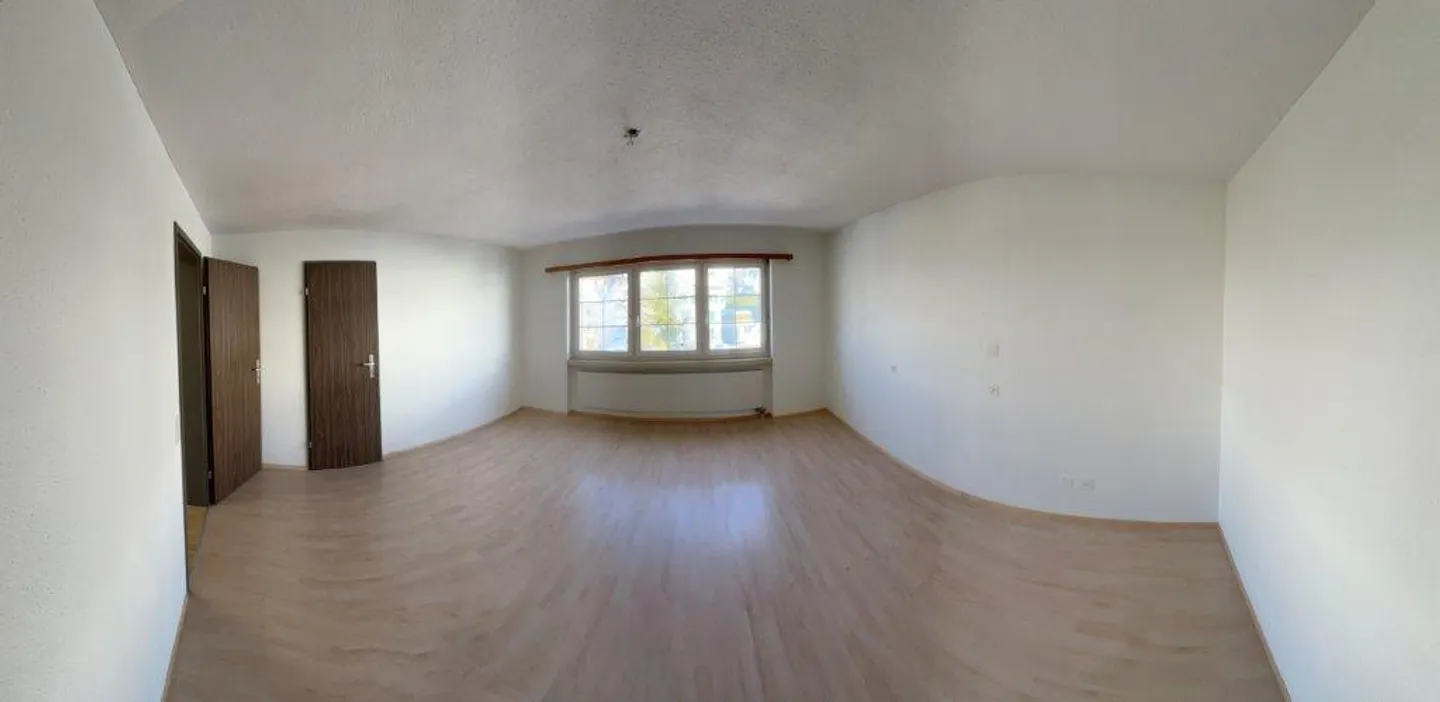 Appartement lumineux de 4,5 pièces en emplacement central - Photo 8 sur 20