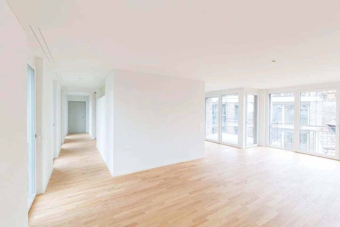 Ampio appartamento di 2,5 stanze nel quartiere Lehenmatt - Foto 4 di 6