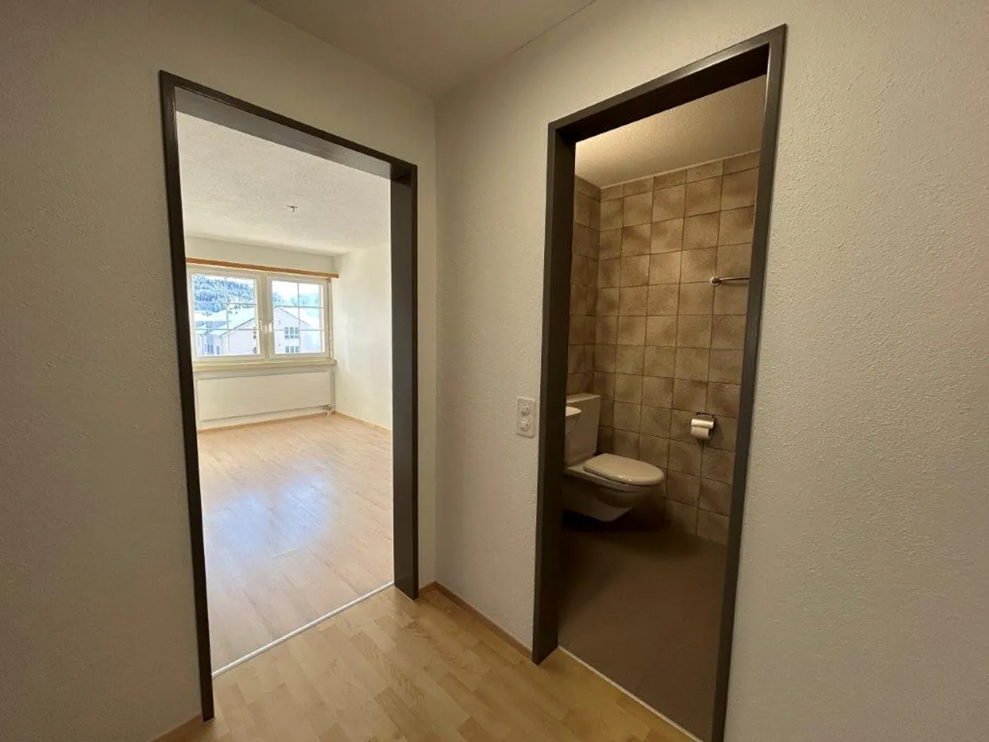 Appartement lumineux de 4,5 pièces en emplacement central - Photo 12 sur 20