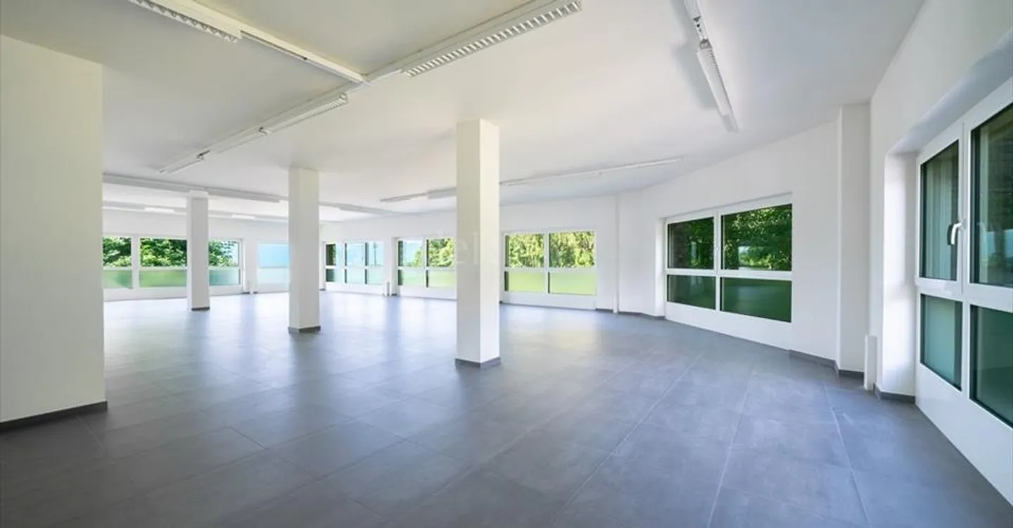 Bureau à louer - Photo 8 sur 9