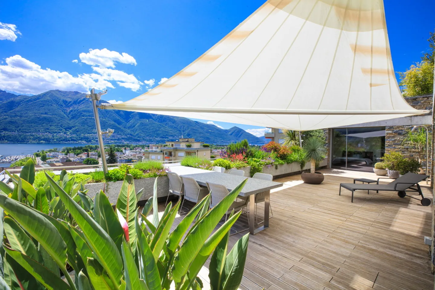 Appartement haut de gamme surplombant le lac Majeur - Photo 2 sur 12