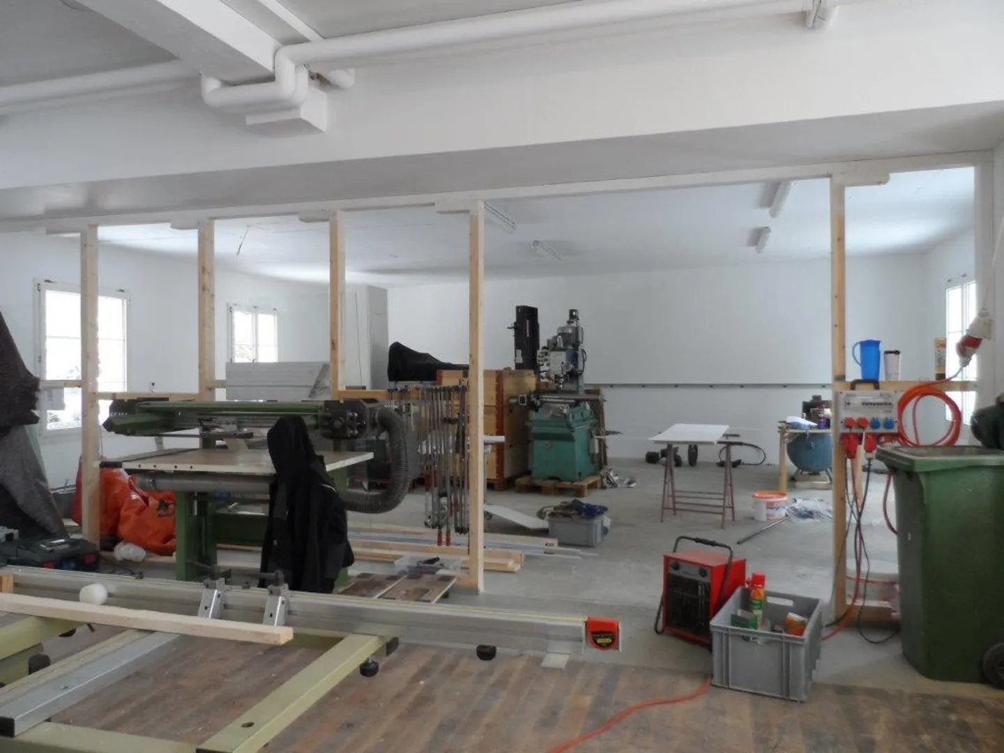 Workshop - Photo 3 of 3