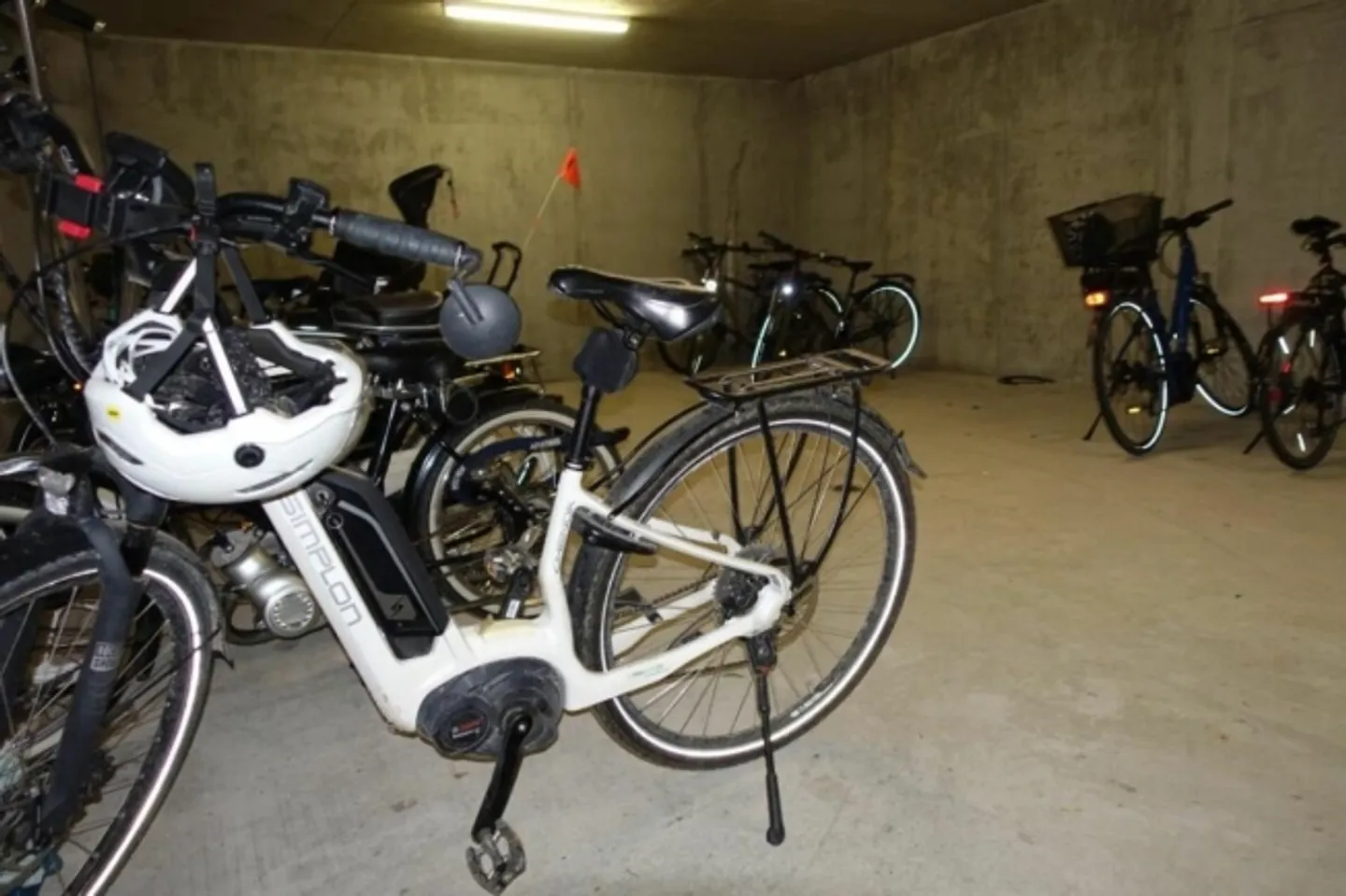 Central living with elevator in the city center of Lyss - Photo 20 of 20