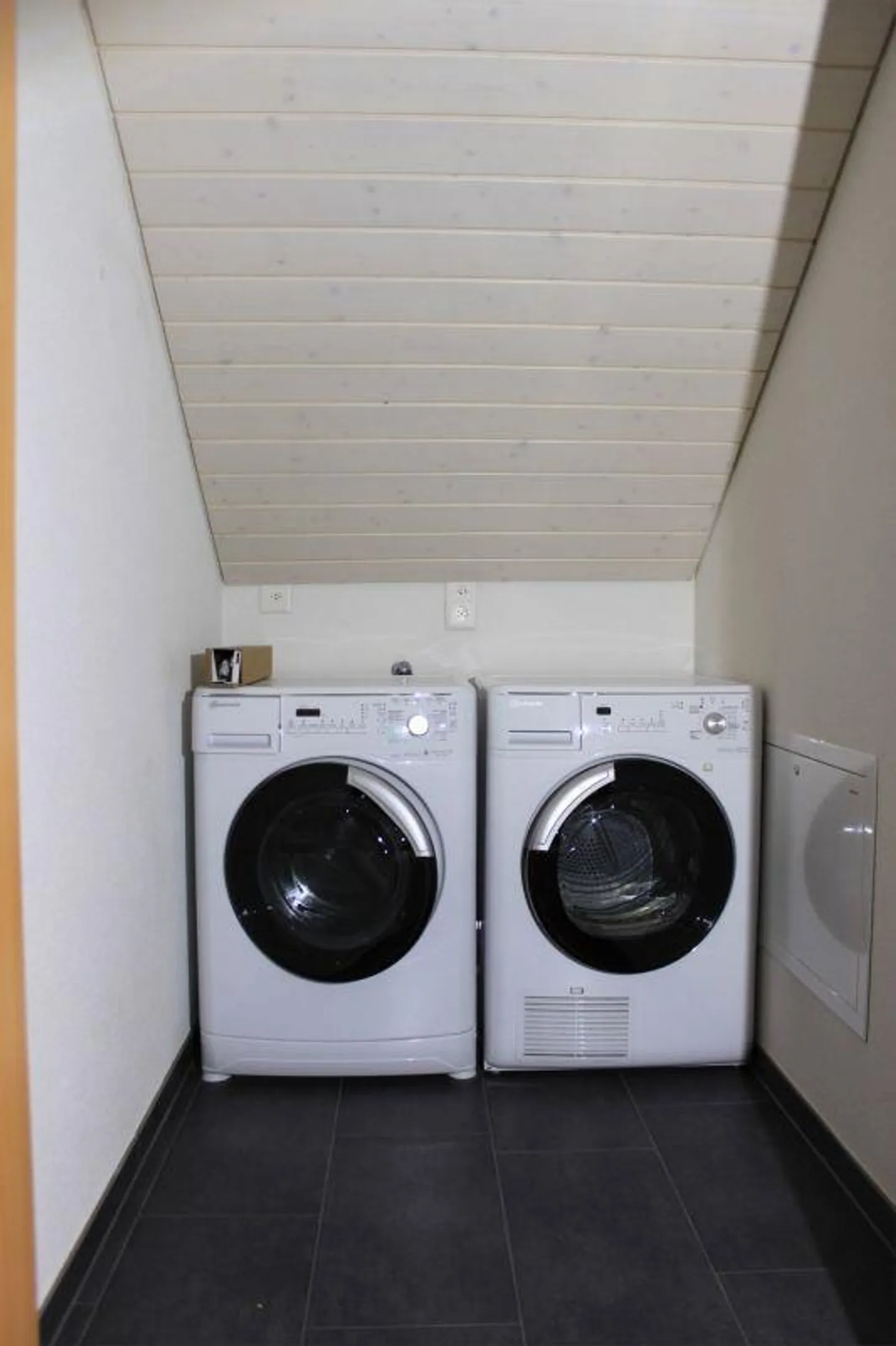 Moderne Dachwohnung in Berneck - Foto 7 von 12
