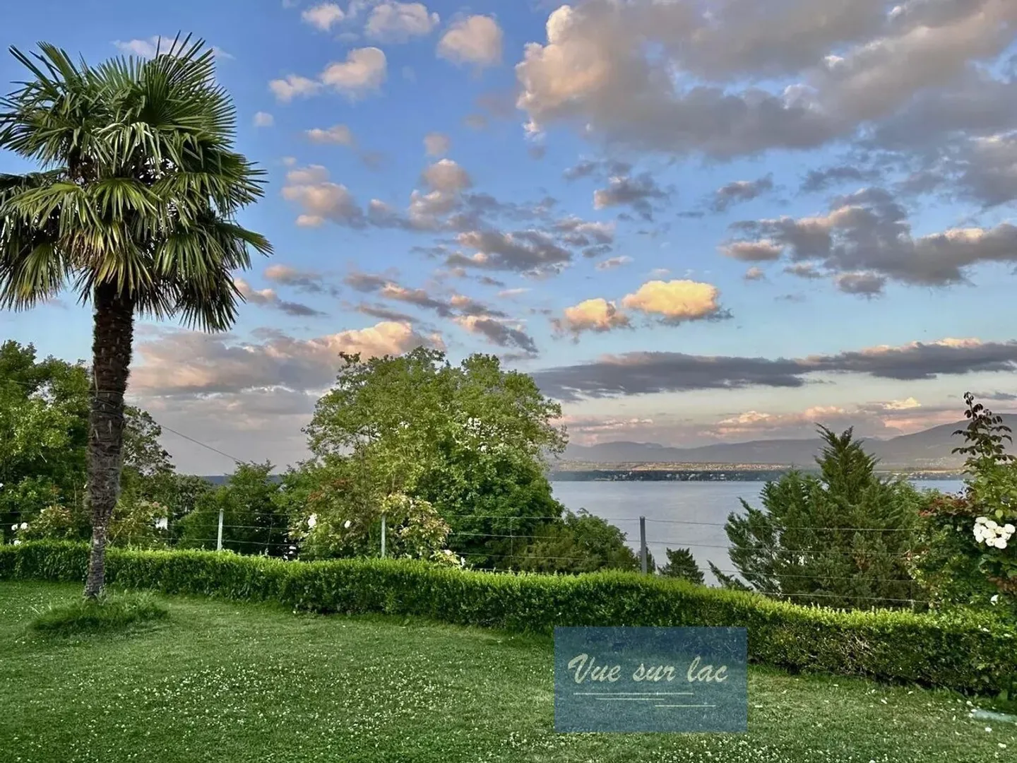 Penthouse de luxe avec vue sur le lac - Photo 2 sur 13