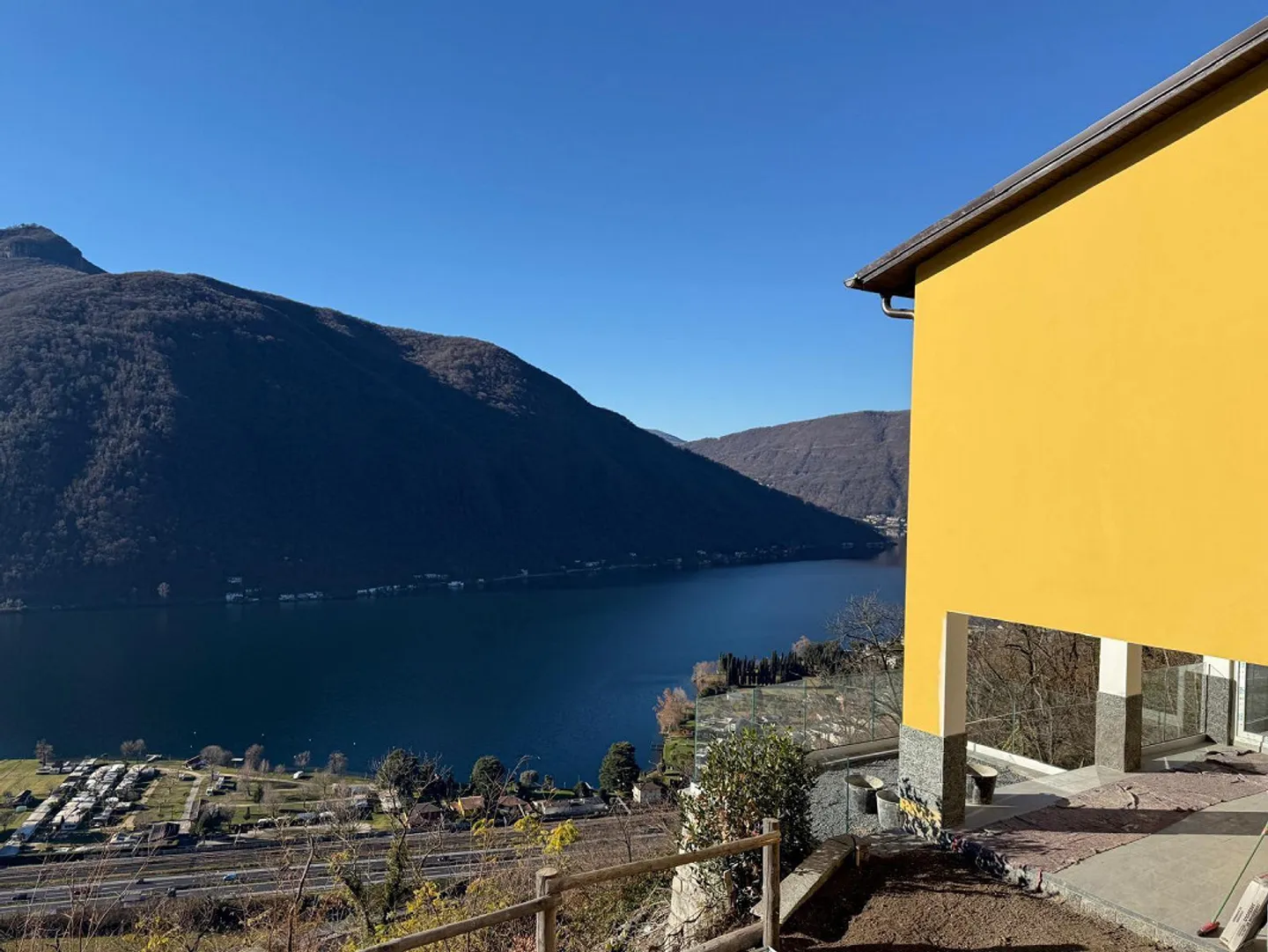 RENOVATED 5.5-ROOM HOUSE WITH STUNNING LAKE VIEW IN ROVIO - Photo 1 of 13