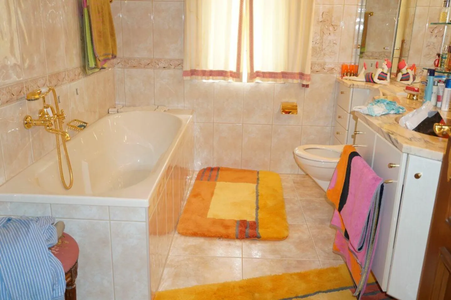 5.5-Zimmer Einfamilienhaus mit einer Garage - Foto 12 von 14