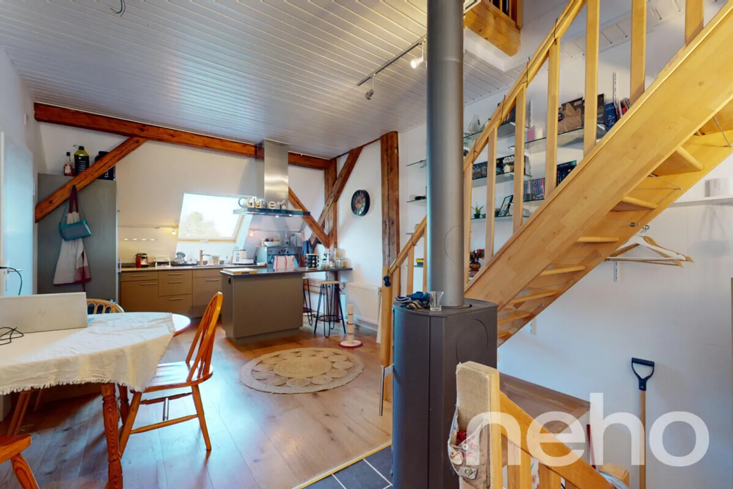 Incantevole duplex di 3,5 locali con giardino comune - Foto 4 di 13