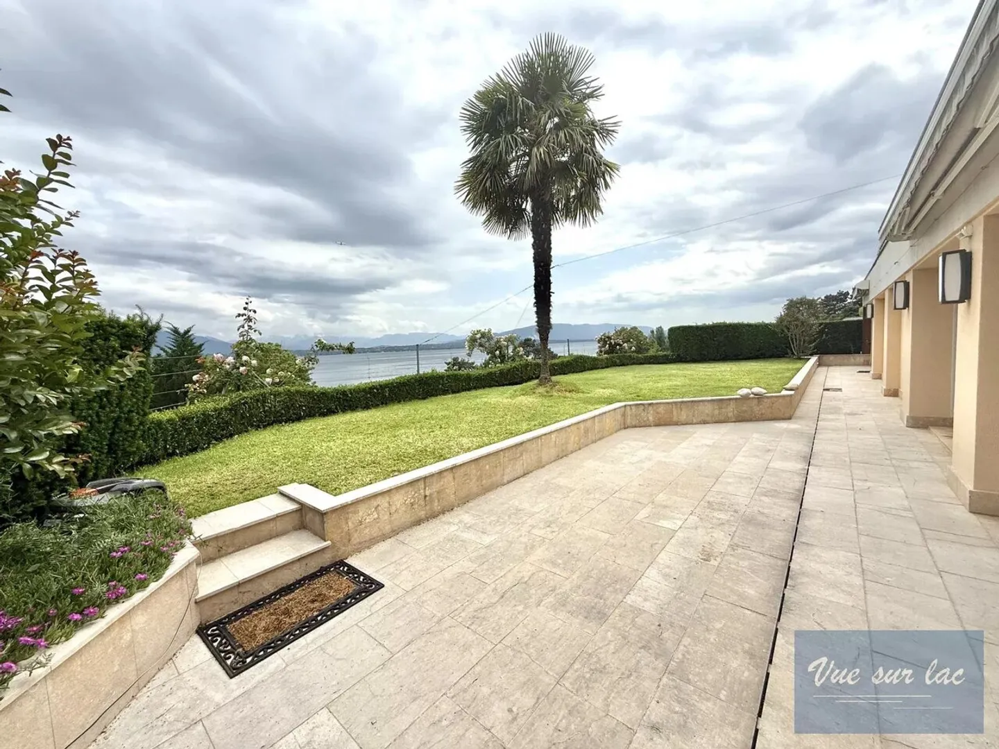 Penthouse de luxe avec vue sur le lac - Photo 4 sur 13