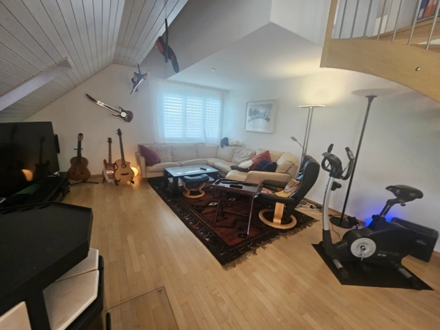 «3½ ZI-WOHNUNG IN EGG B. ZÜRICH (ZH), MÖBLIERT, TEMPORÄR» - Foto 3 von 10