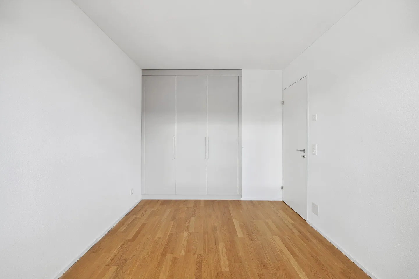 Modern Living in the City Centre - Photo 7 of 11