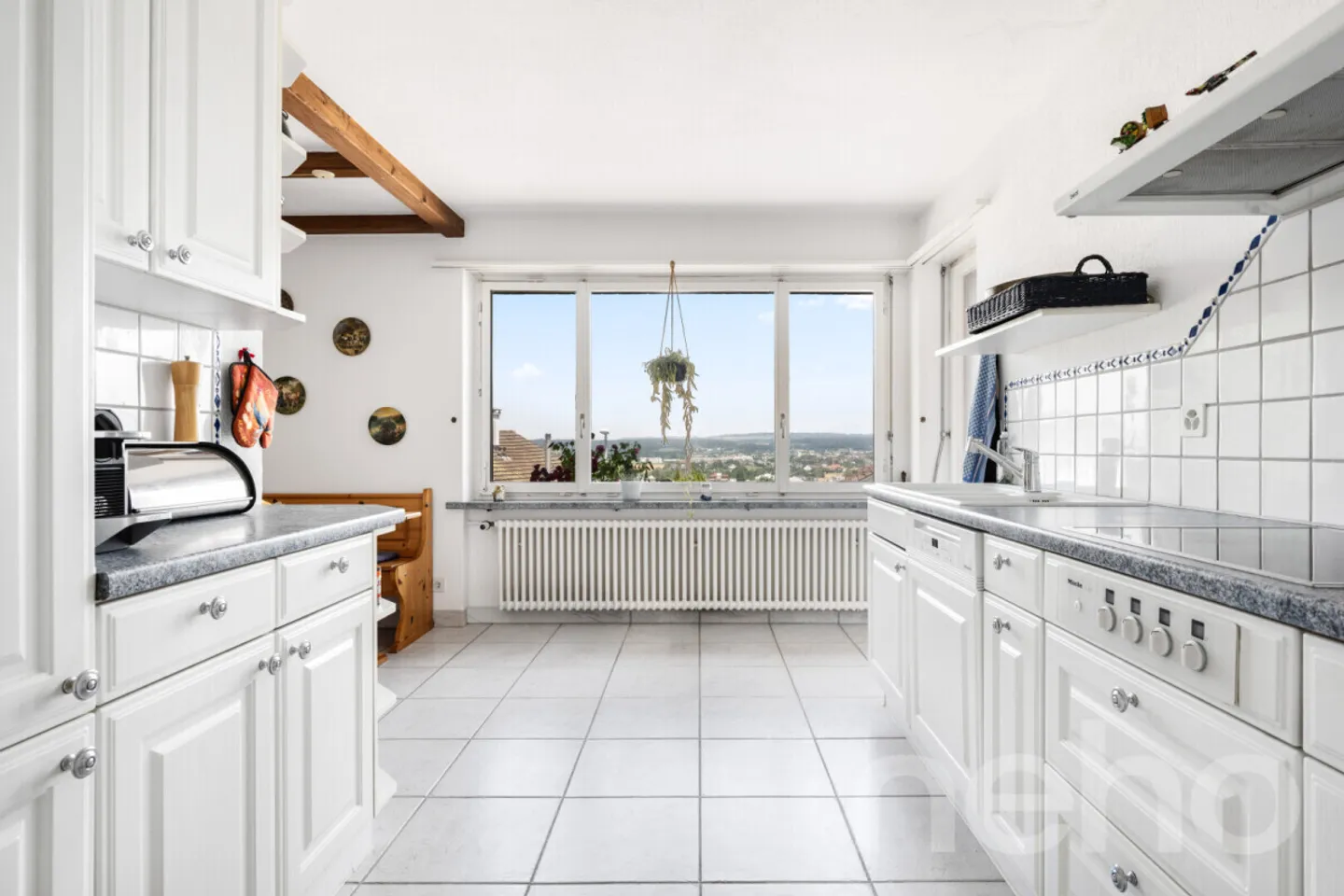 Spacious Family Home in Fällanden - Photo 5 of 12