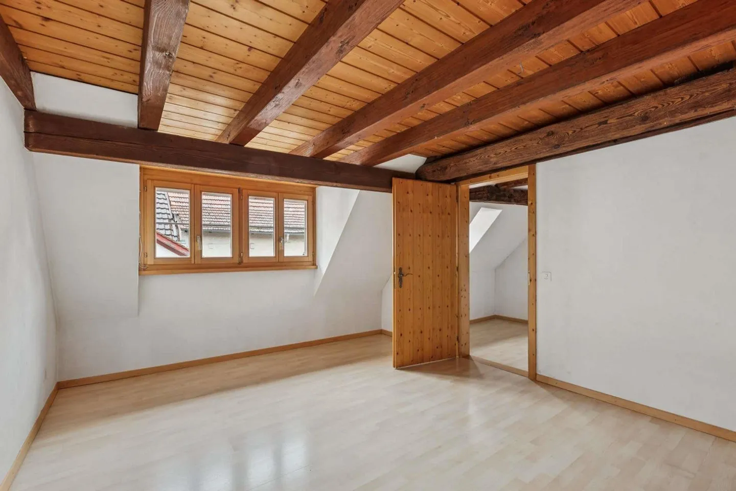 Mehrgenerationenhaus in Wilchingen - Foto 11 von 17