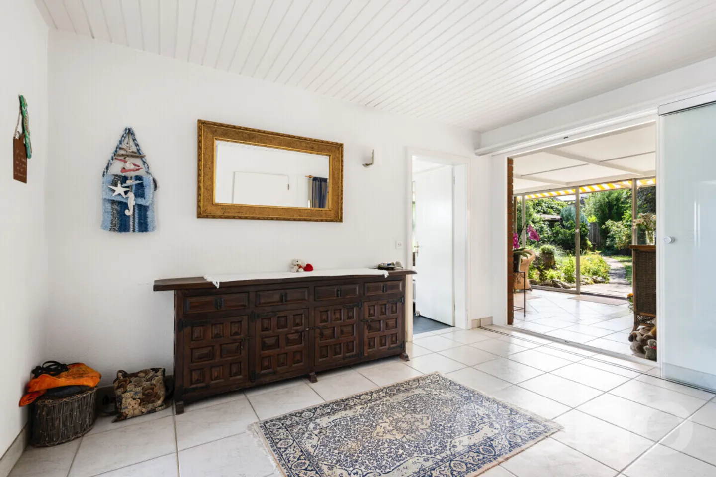 Spacious Family Home in Fällanden - Photo 12 of 12