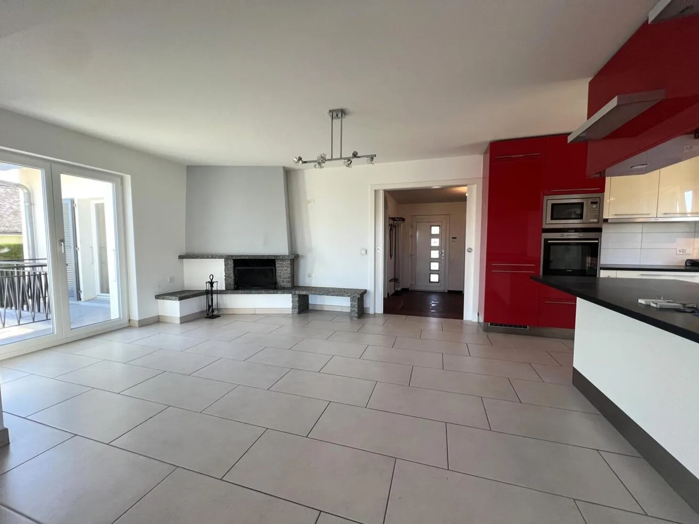 Beautiful 5.5-room terraced house - Photo 3 of 13