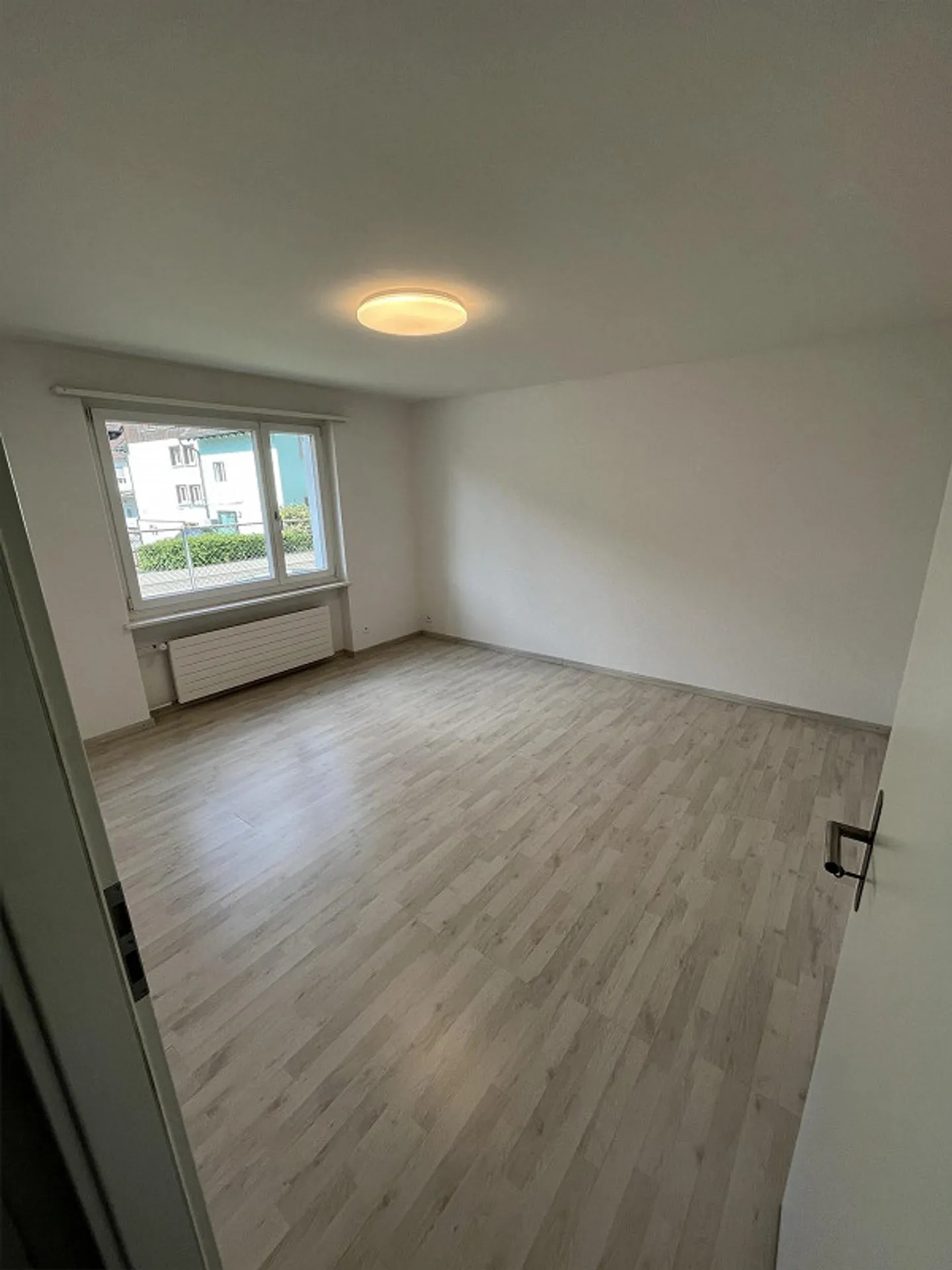 2 ½ room apartment - Photo 3 of 6