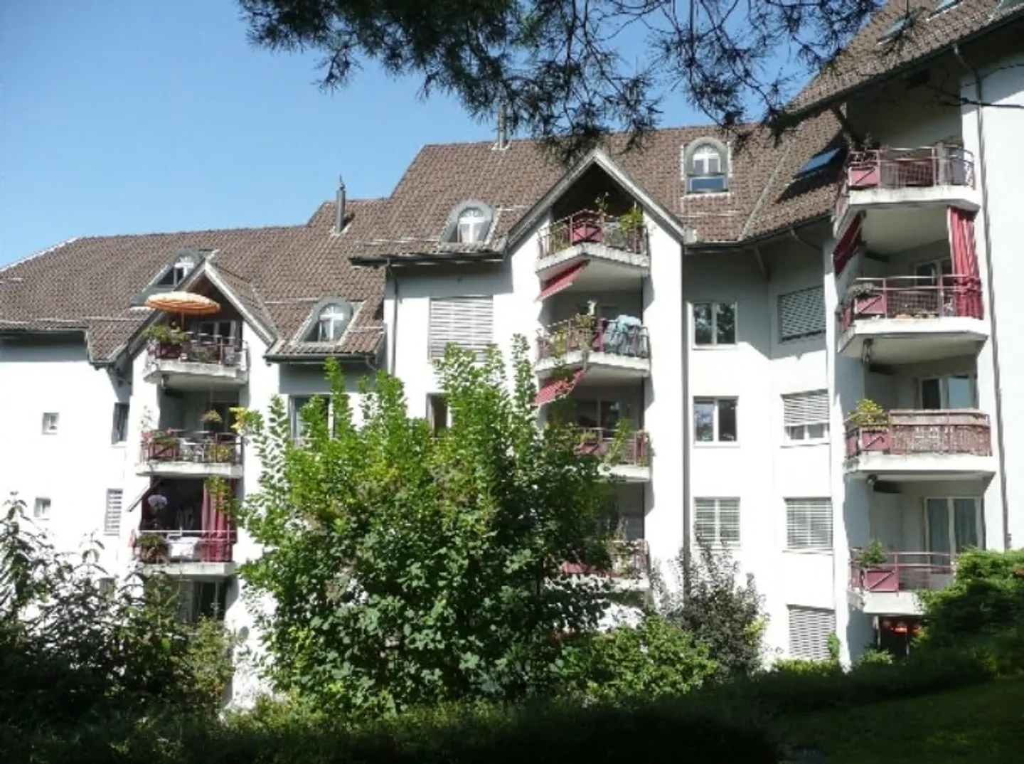 Cozy Apartment in Green Area - Photo 9 of 11