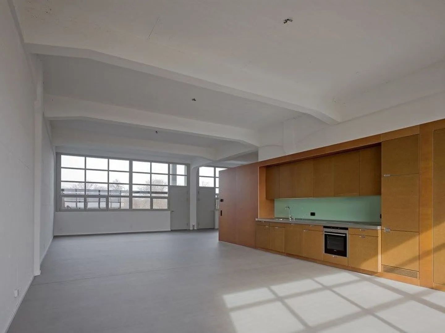 Trendy Cool Loft with 127m2 - Photo 2 of 6