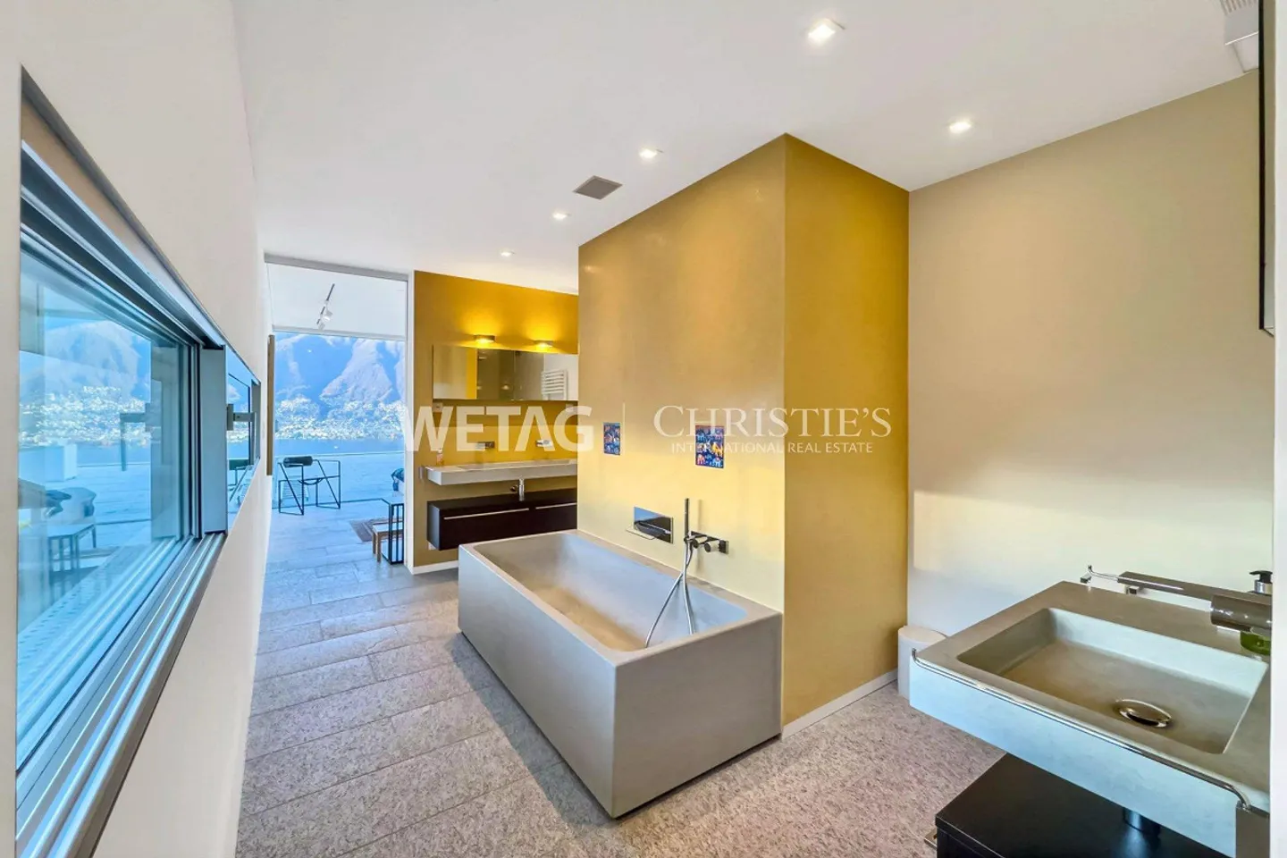 Exklusive Villa mit Pool und Blick - Foto 8 von 13