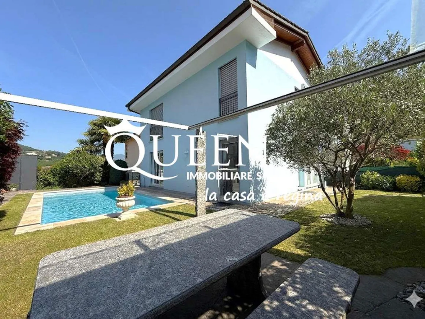Seseglio : Maison individuelle avec 5,5 pièces, piscine et jardin - Photo 13 sur 13