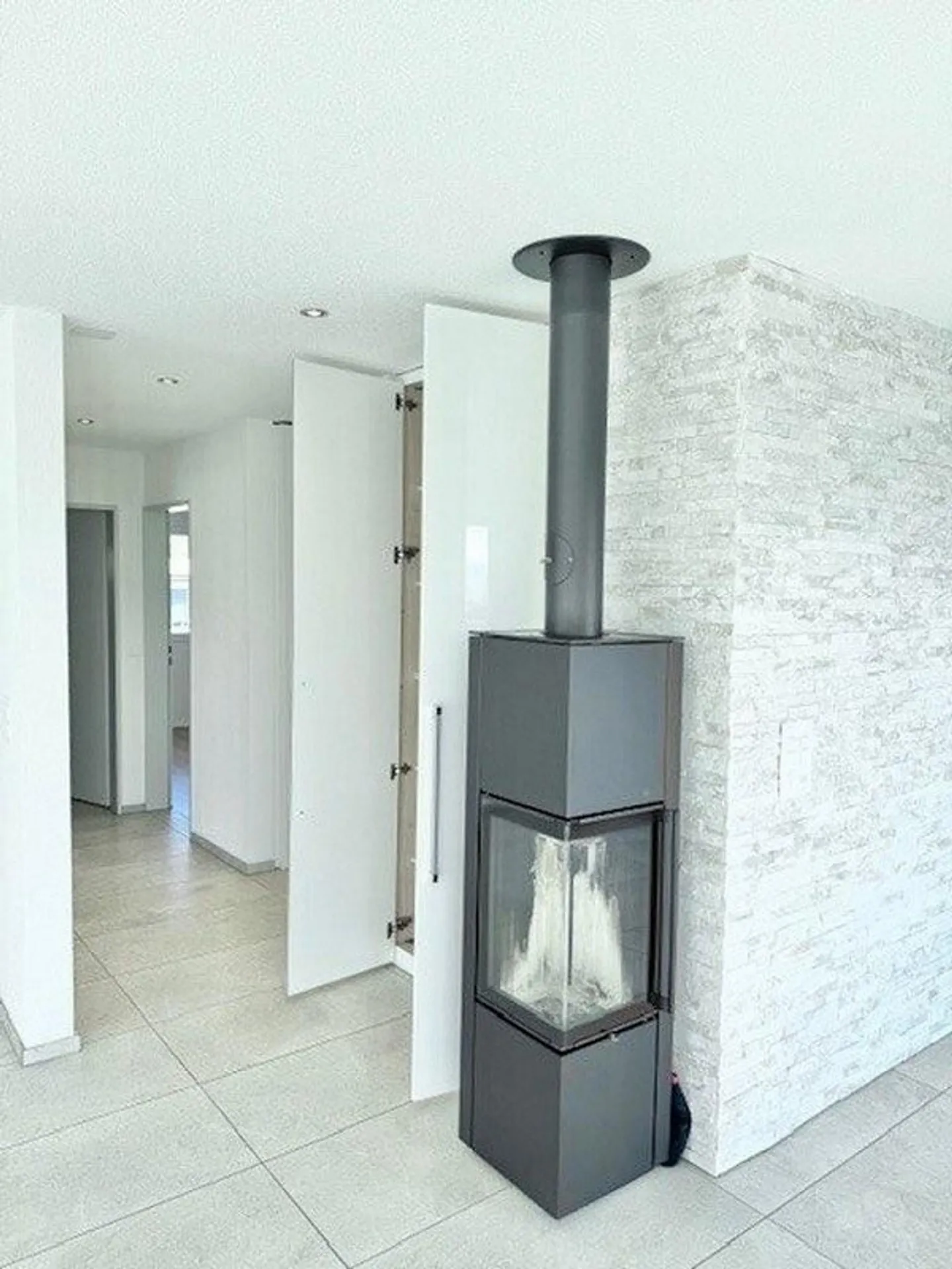 Appartement moderne dans un emplacement calme - Photo 7 sur 10