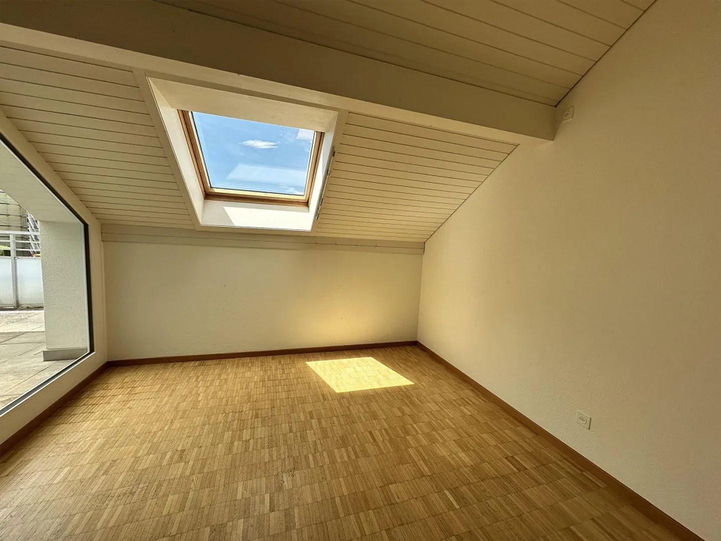 Appartamento di 5.0 locali a Safenwil - Foto 2 di 13