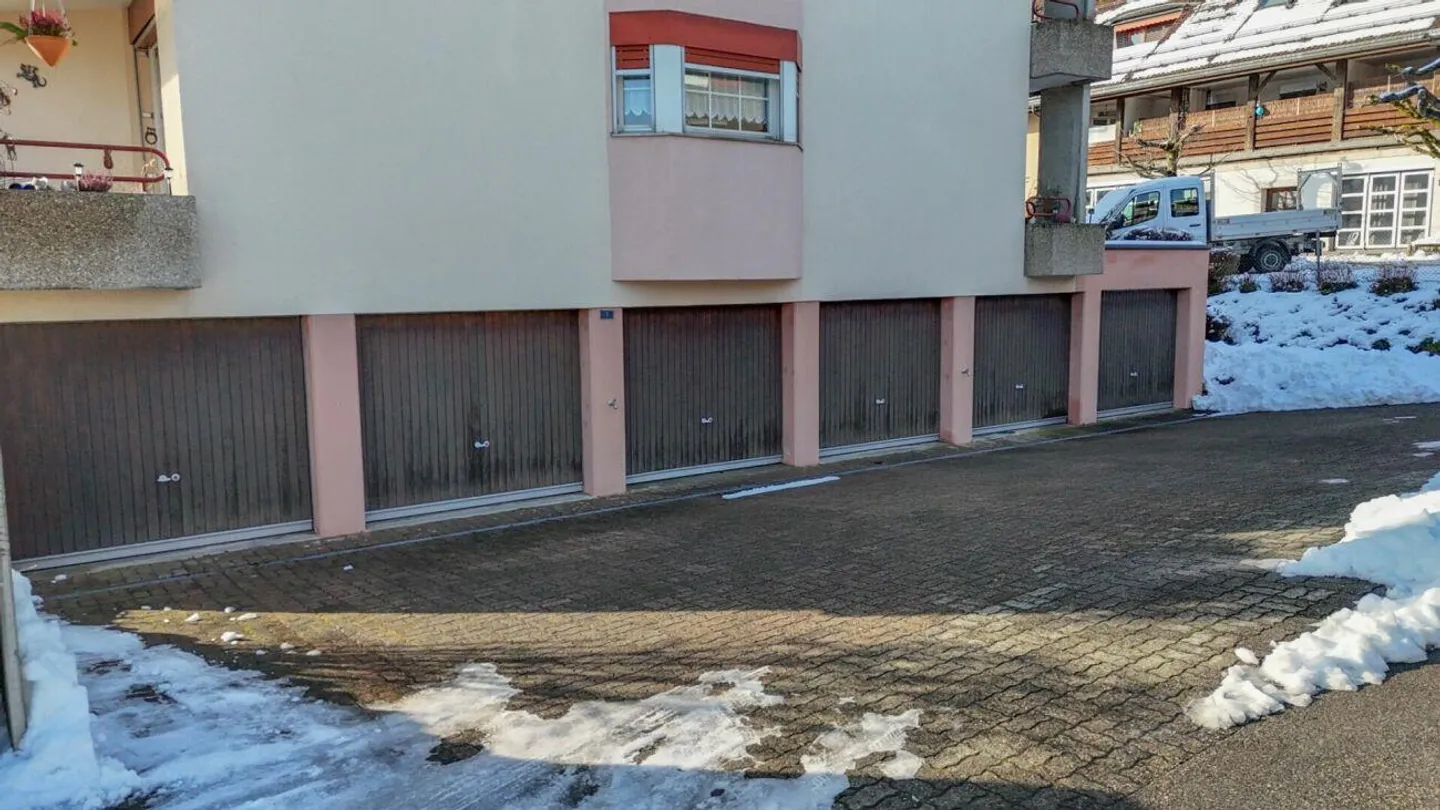 Lichtdurchflutete 5.5-Zimmer-Hochparterrewohnung mit viel Wohnkomfort - Foto 12 von 17