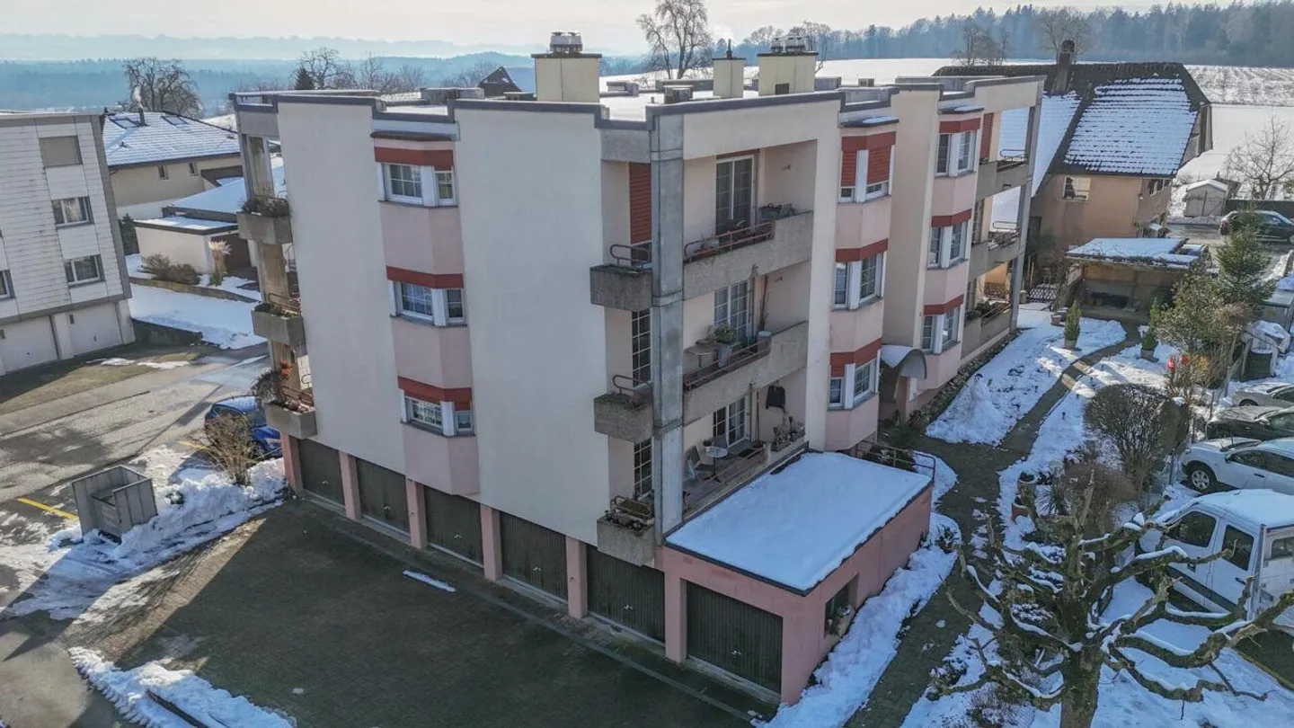 Lichtdurchflutete 5.5-Zimmer-Hochparterrewohnung mit viel Wohnkomfort - Foto 13 von 17