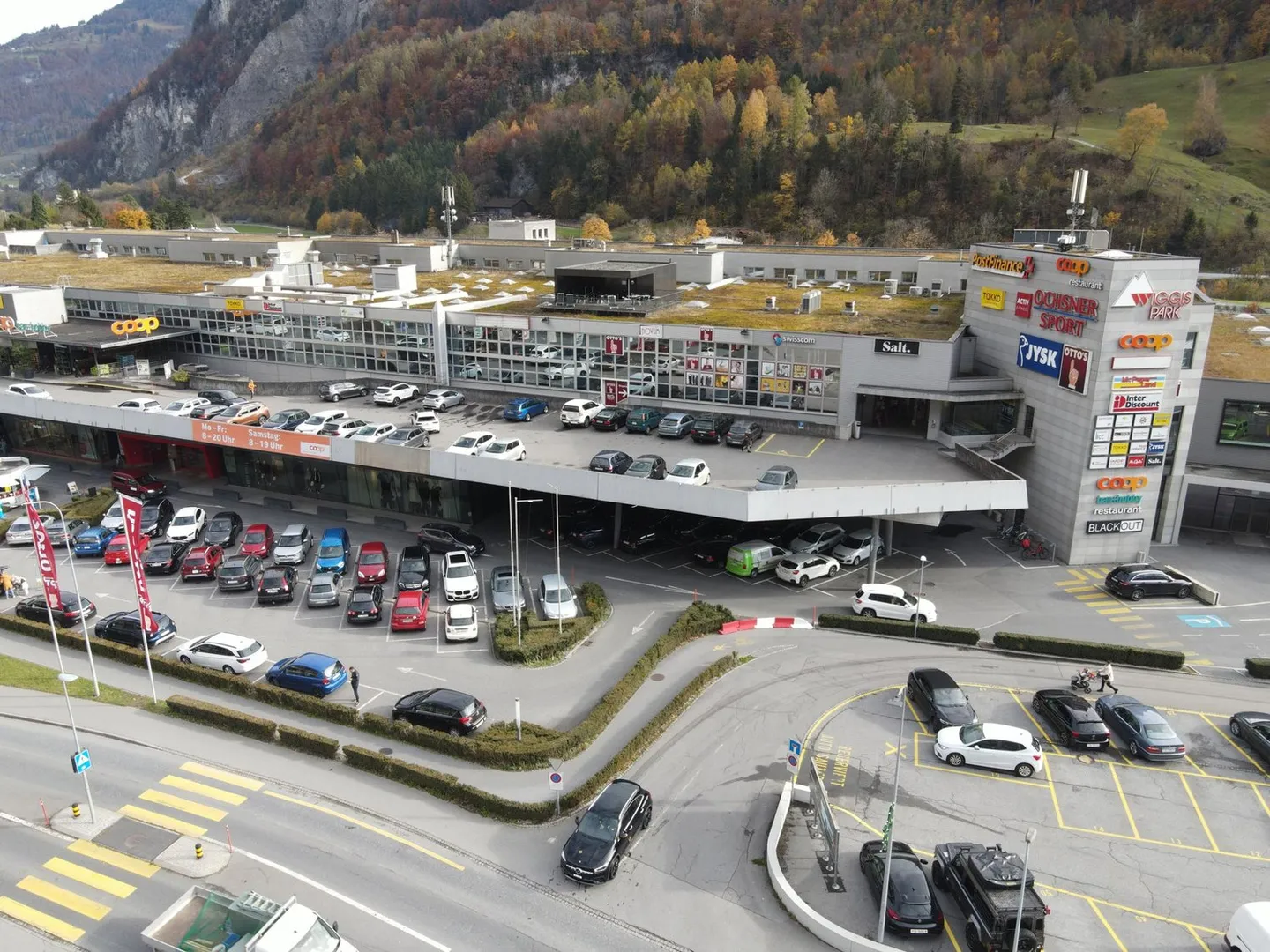 115 sqm retail space in Wiggis-Park shopping center Netstal - Photo 1 of 4