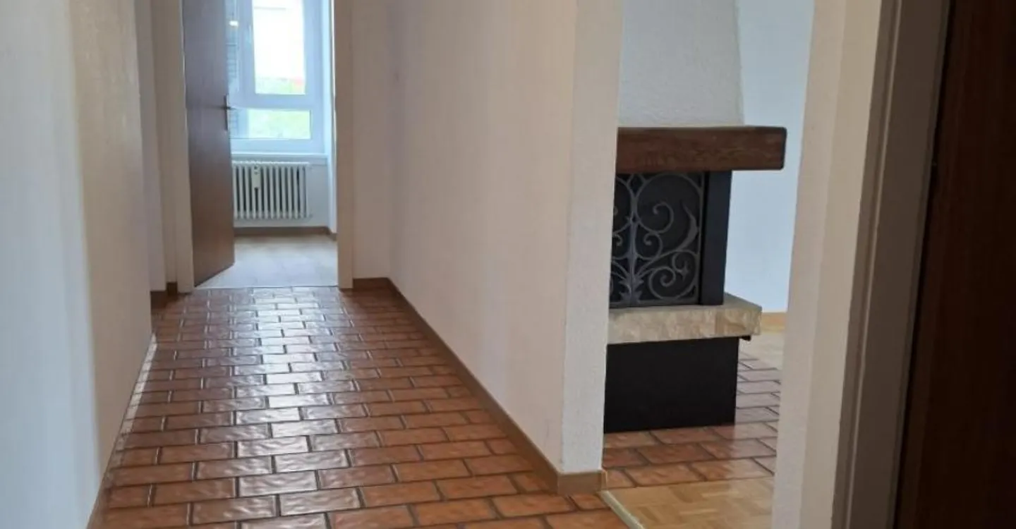 4.5-room apartment on the 2nd floor - Photo 2 of 7