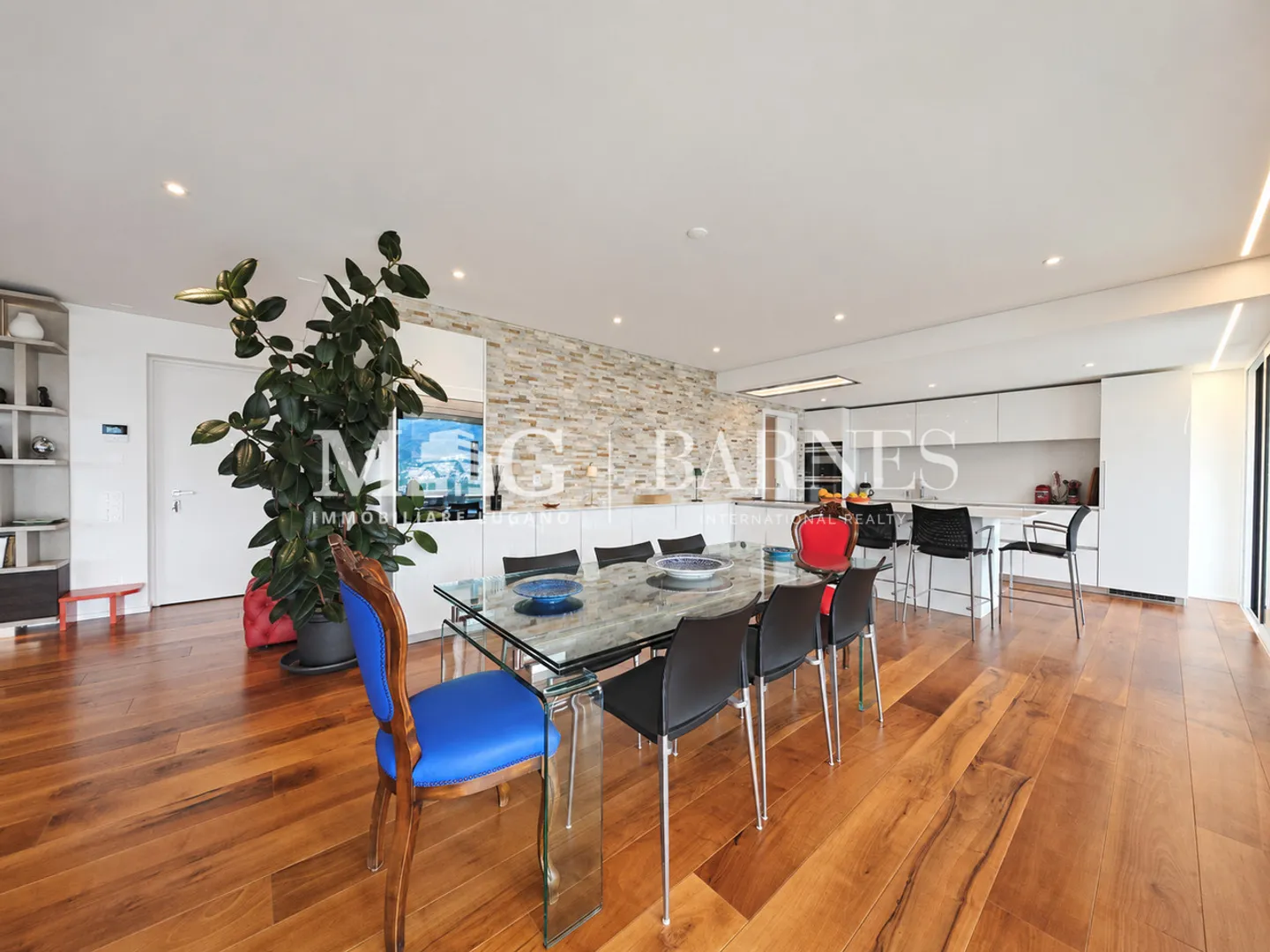 Lugano, Canobbio: Modern 4.5 Room Penthouse with Lake View and Large Terrace - Photo 5 of 8