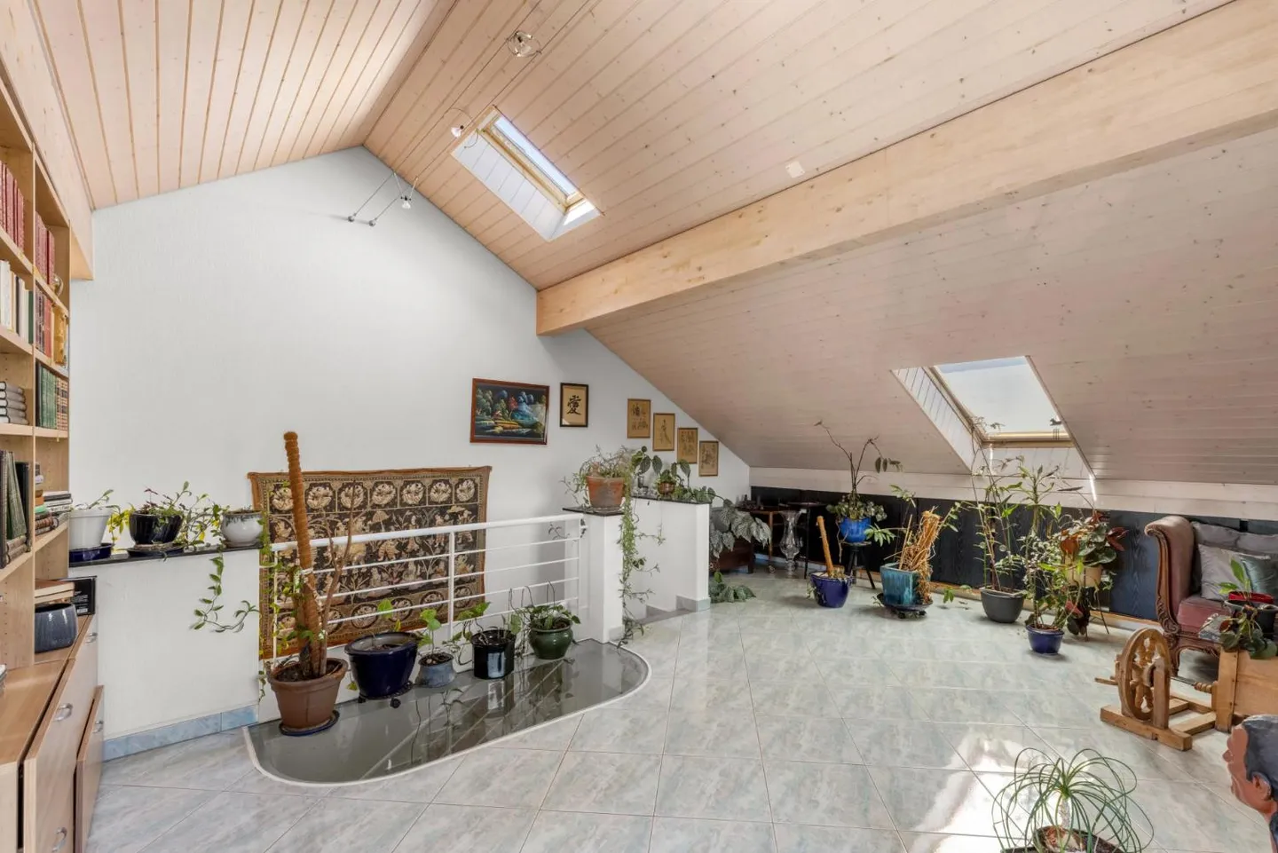 Elegant Duplex in Vich - Photo 11 of 13