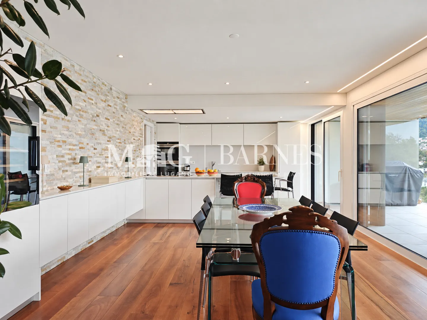 Lugano, Canobbio: Modern 4.5 Room Penthouse with Lake View and Large Terrace - Photo 4 of 8