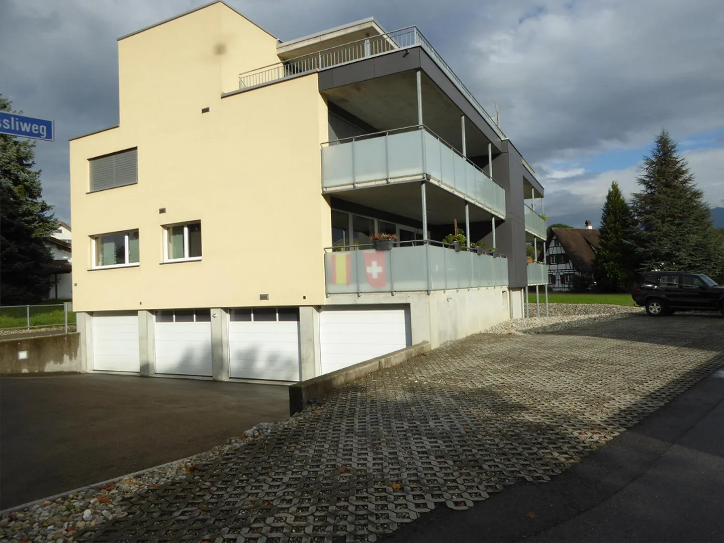 4 ½ Room Apartment in a Quiet Location - Photo 2 of 22