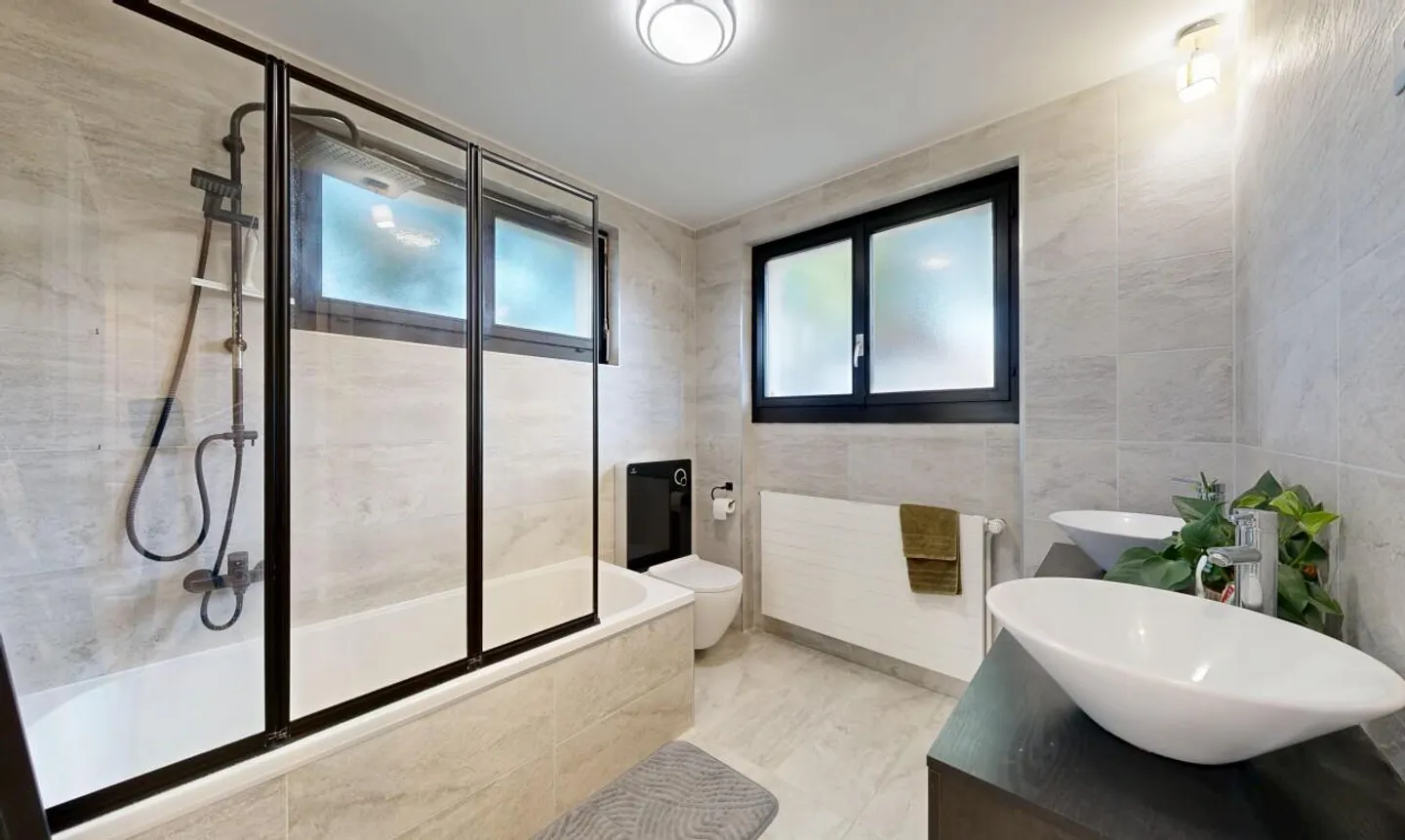 Wunderschönes renoviertes Einfamilienhaus - Foto 10 von 11