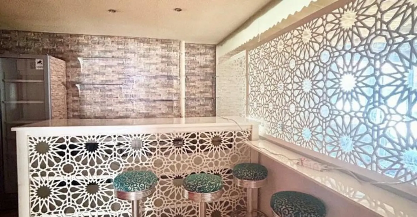 Spazio commerciale con attrezzature per ristorante e bar - centro città - Foto 7 di 7