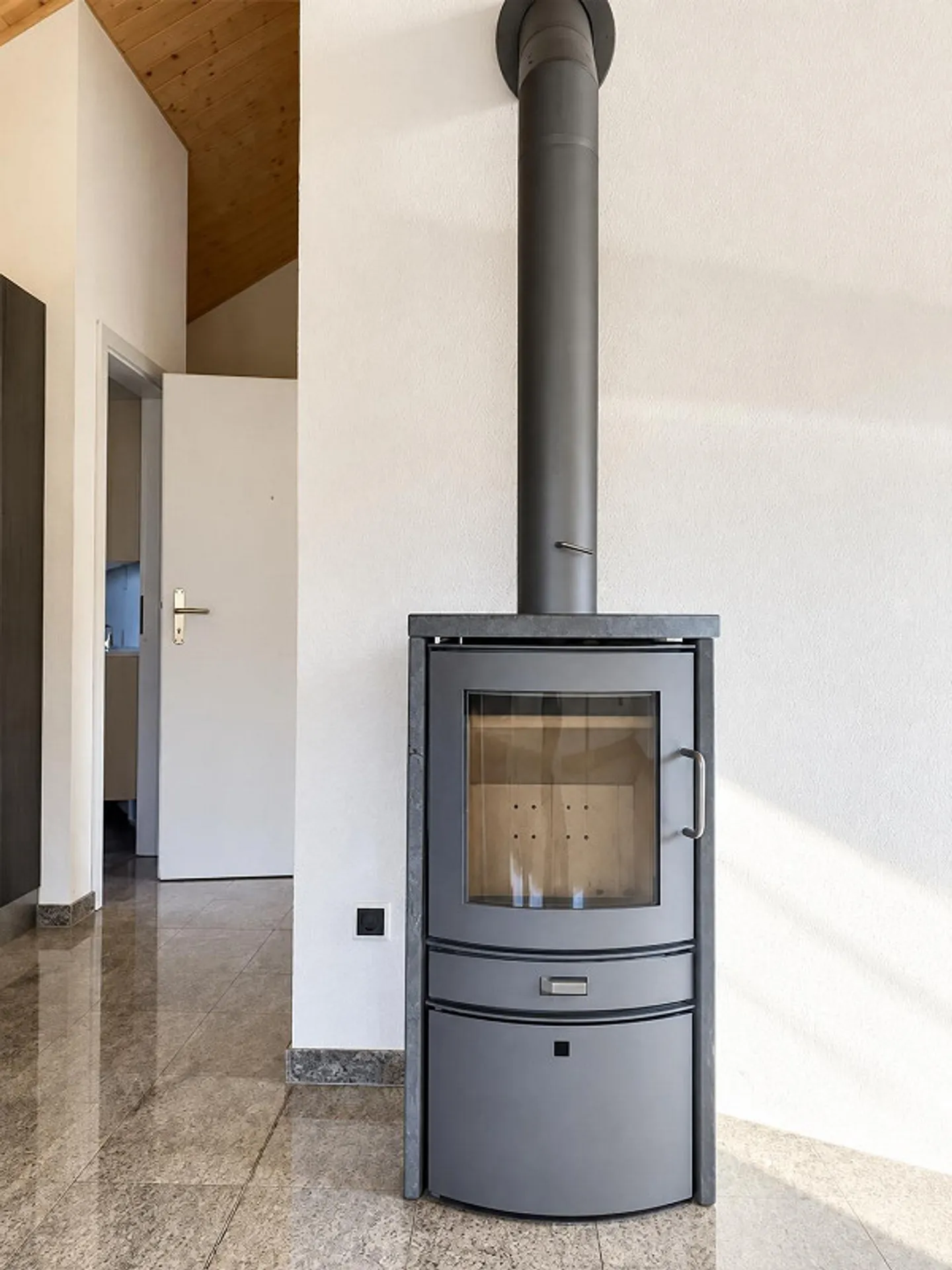 Appartement sous les combles de 3,5 pièces - Photo 9 sur 14
