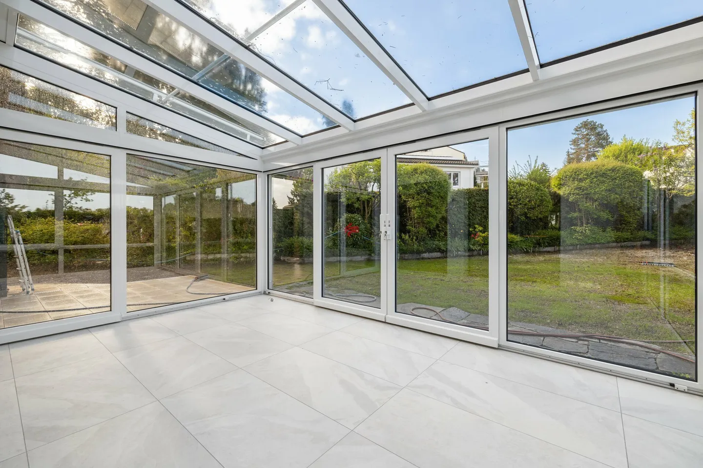 Vivere esclusivo in un'eleganza senza tempo - Foto 3 di 10