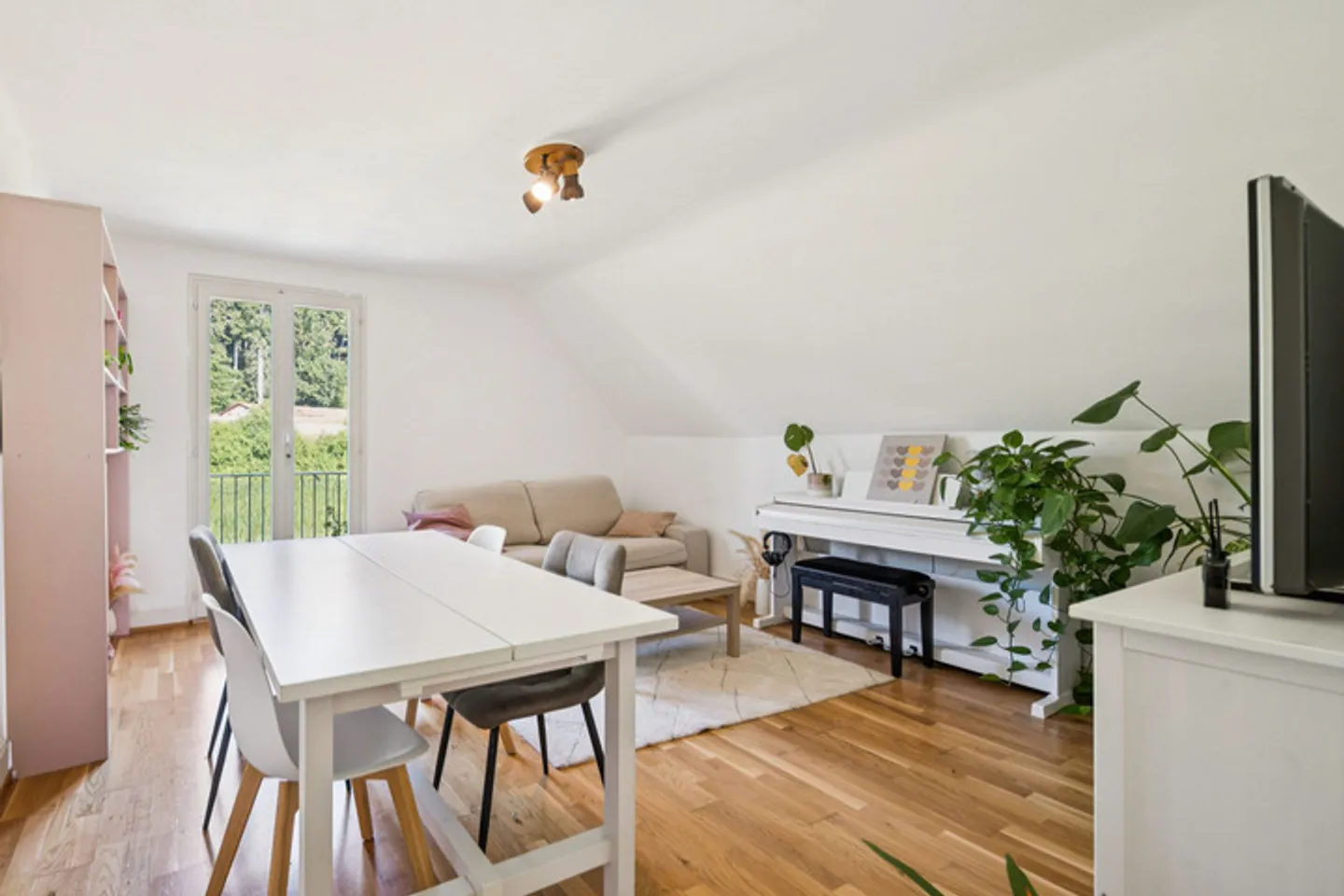 Investment Property in Lavaux - Photo 2 of 8