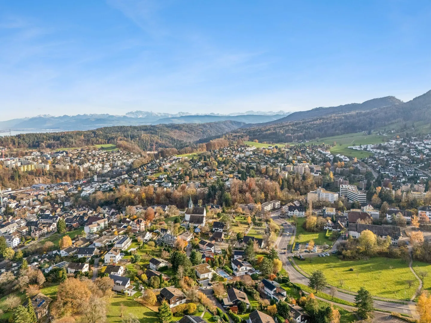 Detached 6.5-room single-family house with garden - Photo 11 of 11