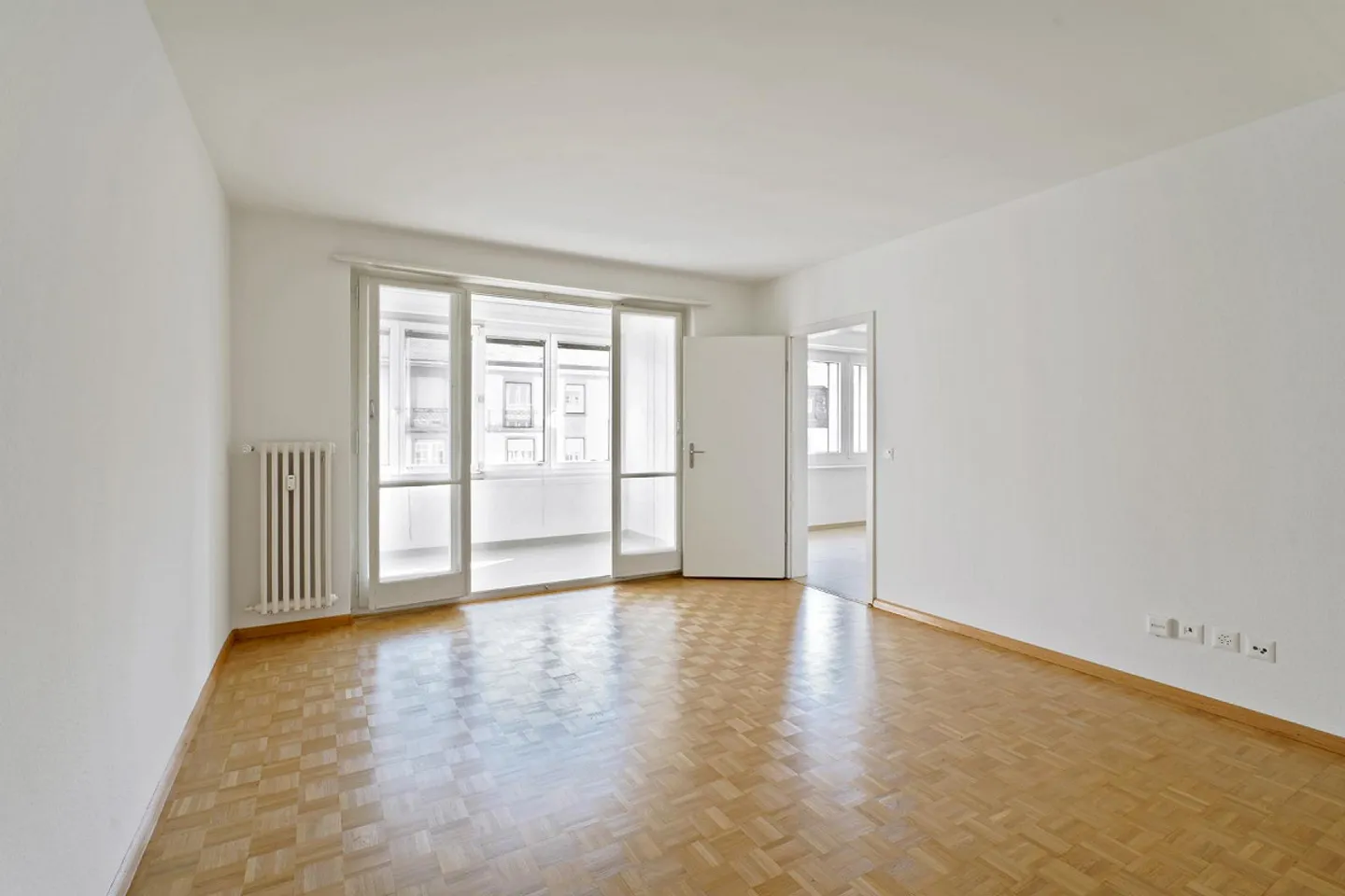 Urban Living - Relaxed Living - Photo 2 of 5