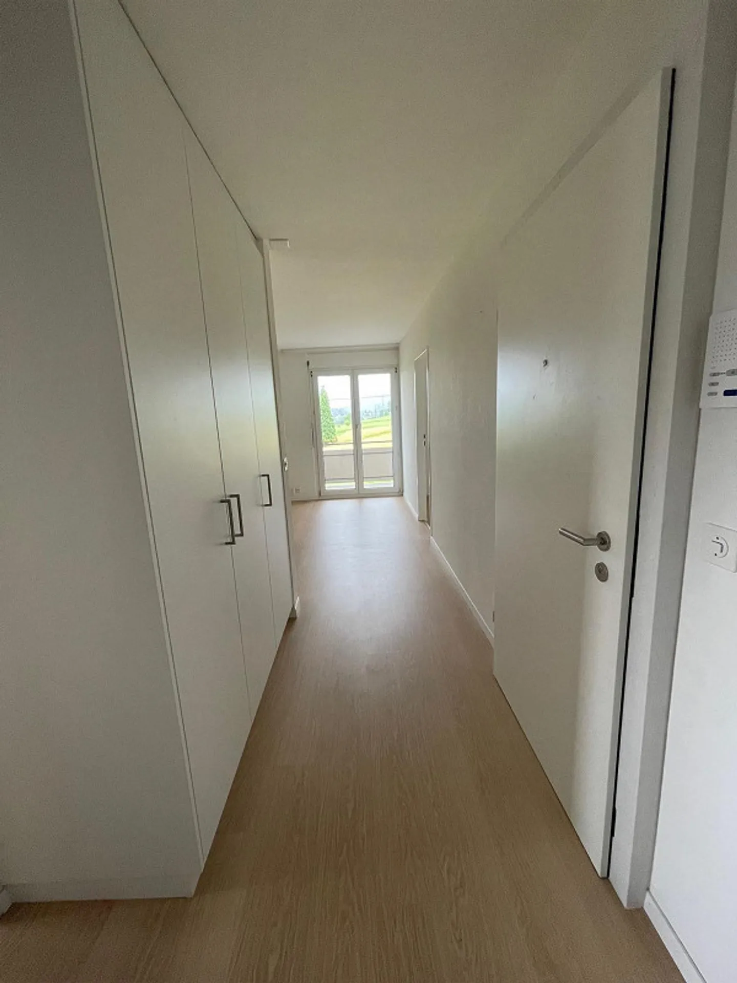 4 Room Apartment with a View of the Green - Photo 5 of 12