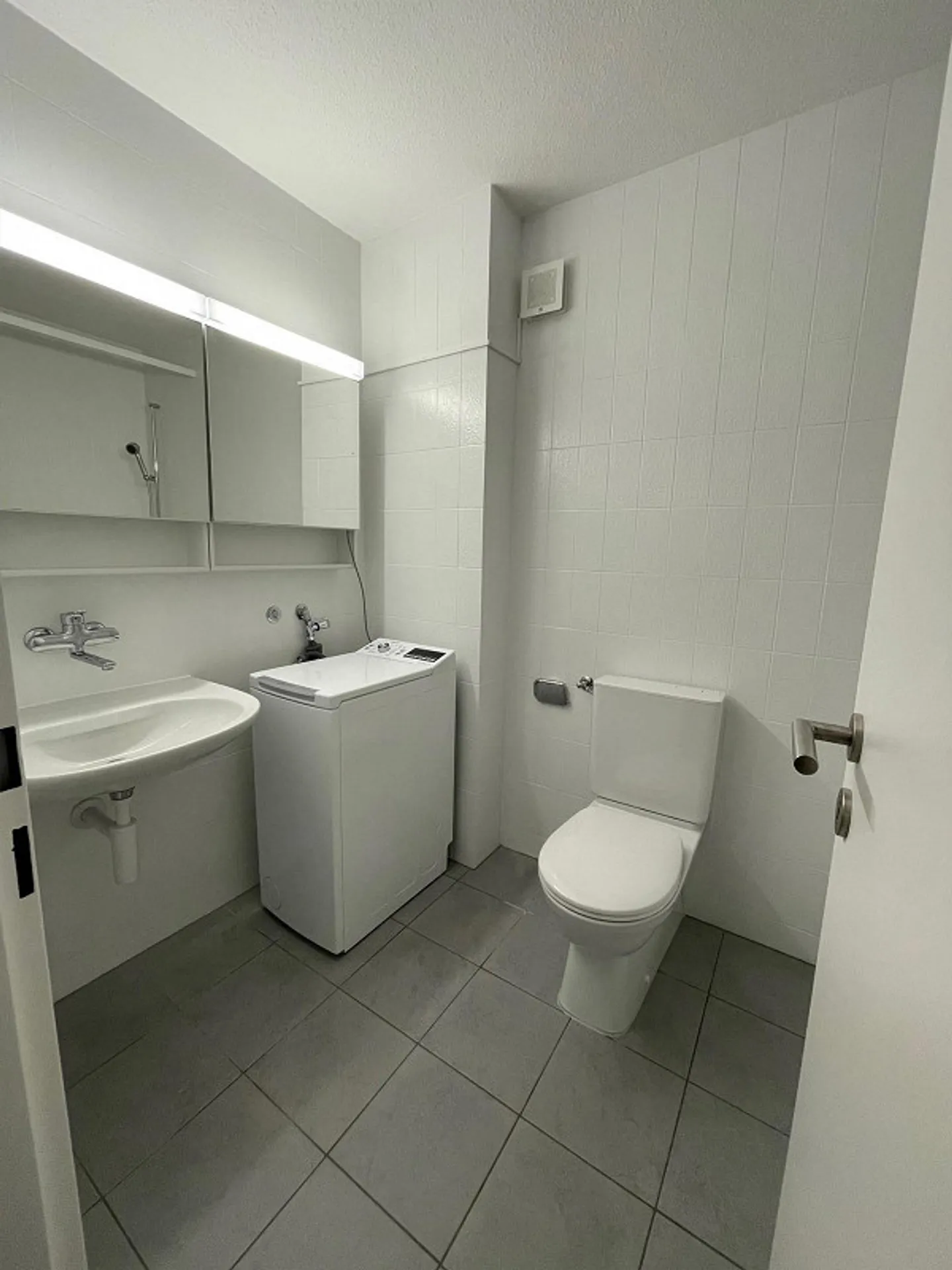 4 Room Apartment with a View of the Green - Photo 10 of 12